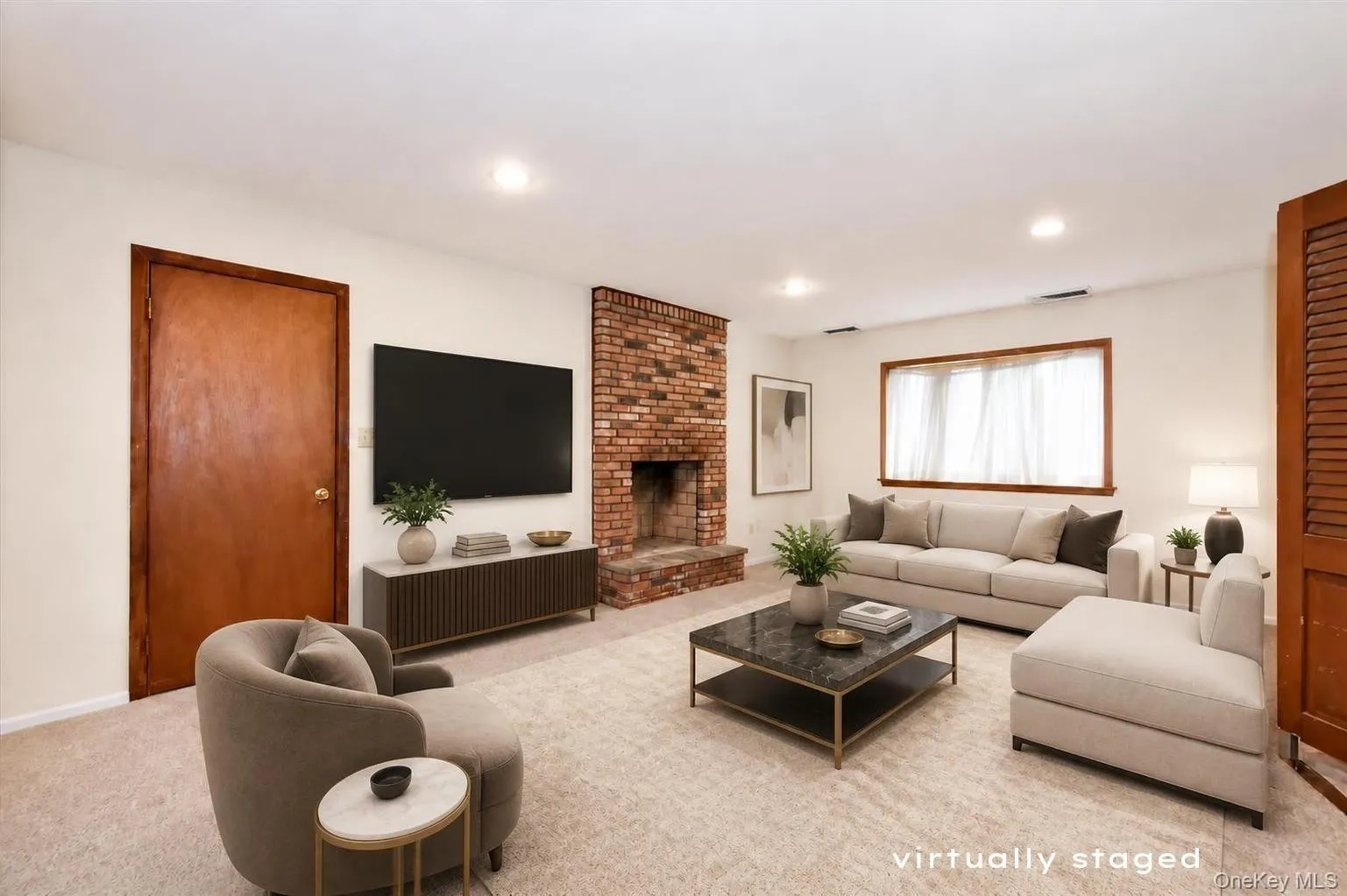 Family Room w Fire Place -Virtually Staged Family Room w Fire Place -Virtually Staged