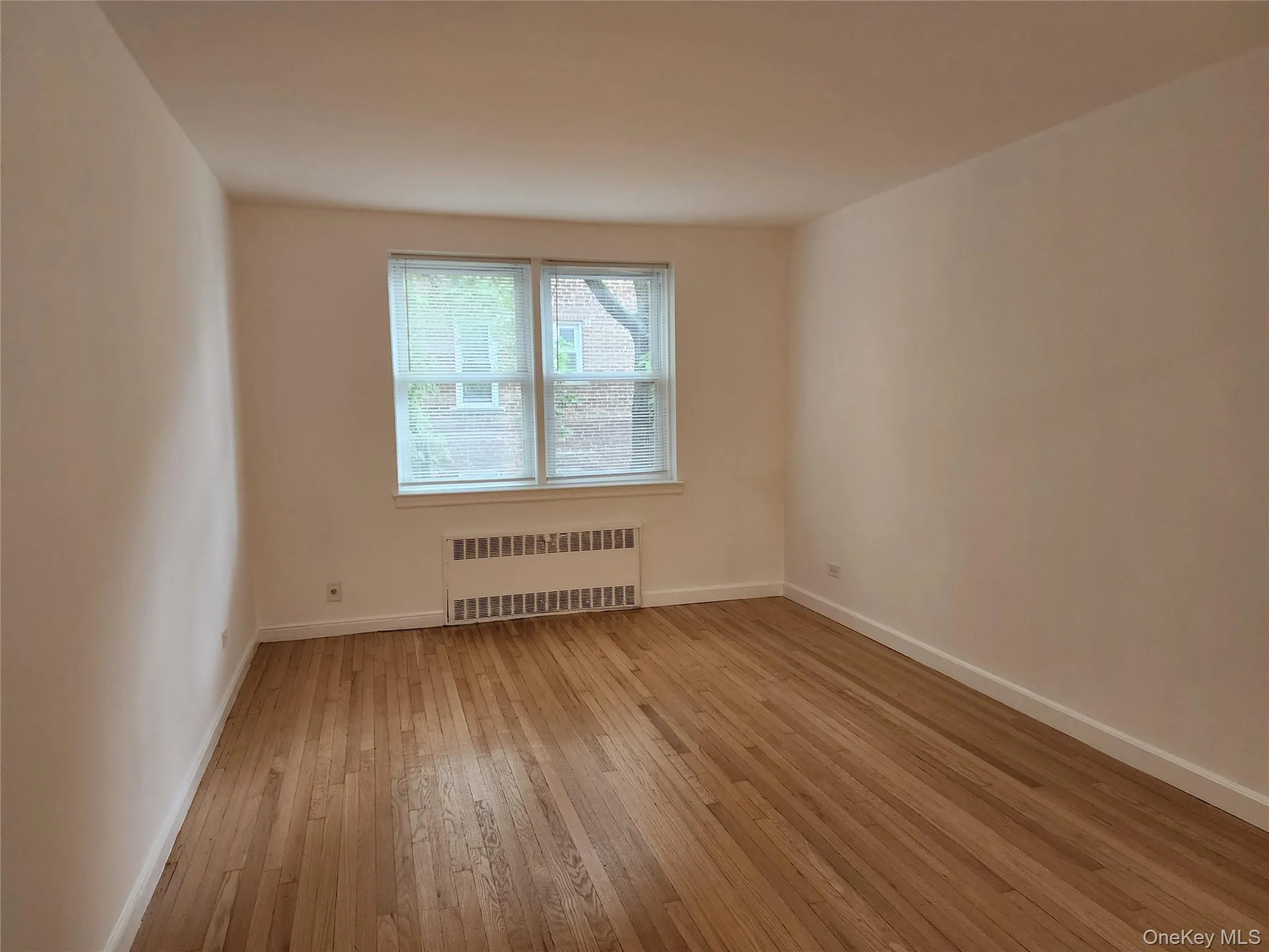 123-25 82nd Avenue, New York, NY, 1 Bedroom Bedrooms, 3 Rooms Rooms,1 BathroomBathrooms,Residential,For Rent,82nd,0,1038046 123-25 82nd Avenue, New York, NY, 1 Bedroom Bedrooms, 3 Rooms Rooms,1 BathroomBathrooms,Residential,For Rent,82nd,0,1038046