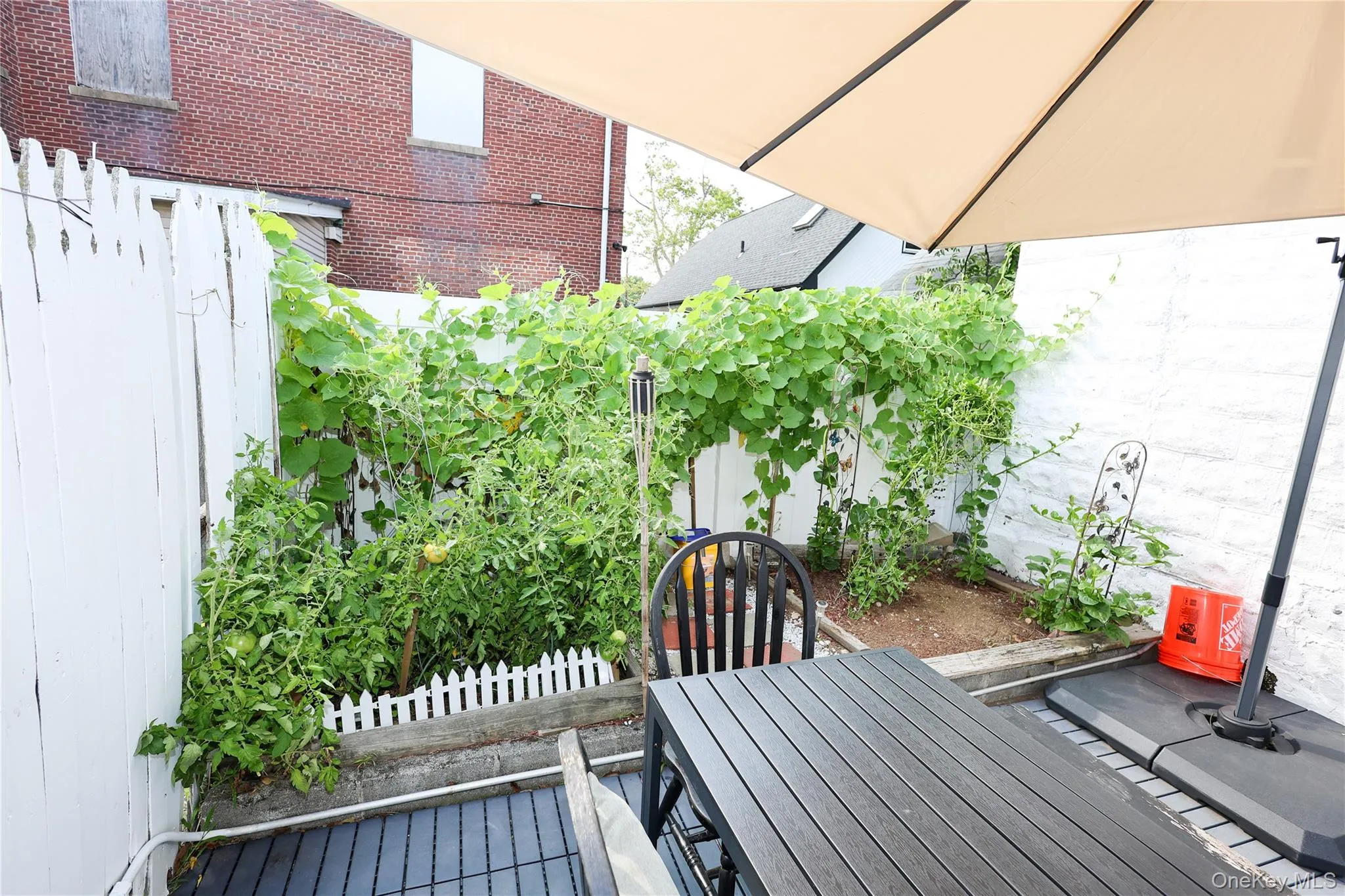 13446 229th Street, New York, NY, 3 Bedrooms Bedrooms, 8 Rooms Rooms,2 BathroomsBathrooms,Residential,For Rent,229th,0,1038048 13446 229th Street, New York, NY, 3 Bedrooms Bedrooms, 8 Rooms Rooms,2 BathroomsBathrooms,Residential,For Rent,229th,0,1038048