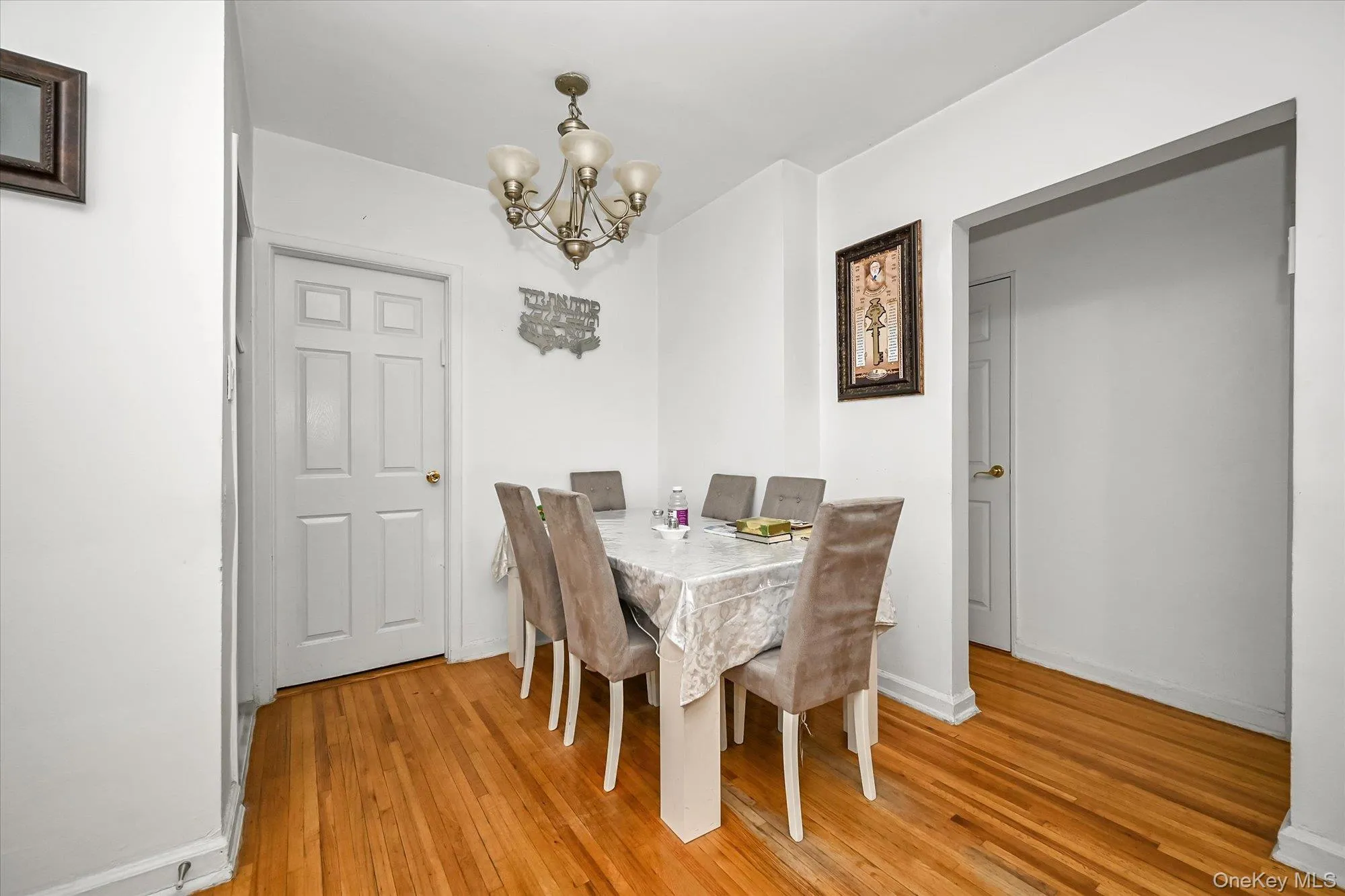 144-24 72nd Avenue, New York, NY, 3 Bedrooms Bedrooms, 6 Rooms Rooms,1 BathroomBathrooms,Residential,For Rent,72nd,0,1038049 144-24 72nd Avenue, New York, NY, 3 Bedrooms Bedrooms, 6 Rooms Rooms,1 BathroomBathrooms,Residential,For Rent,72nd,0,1038049