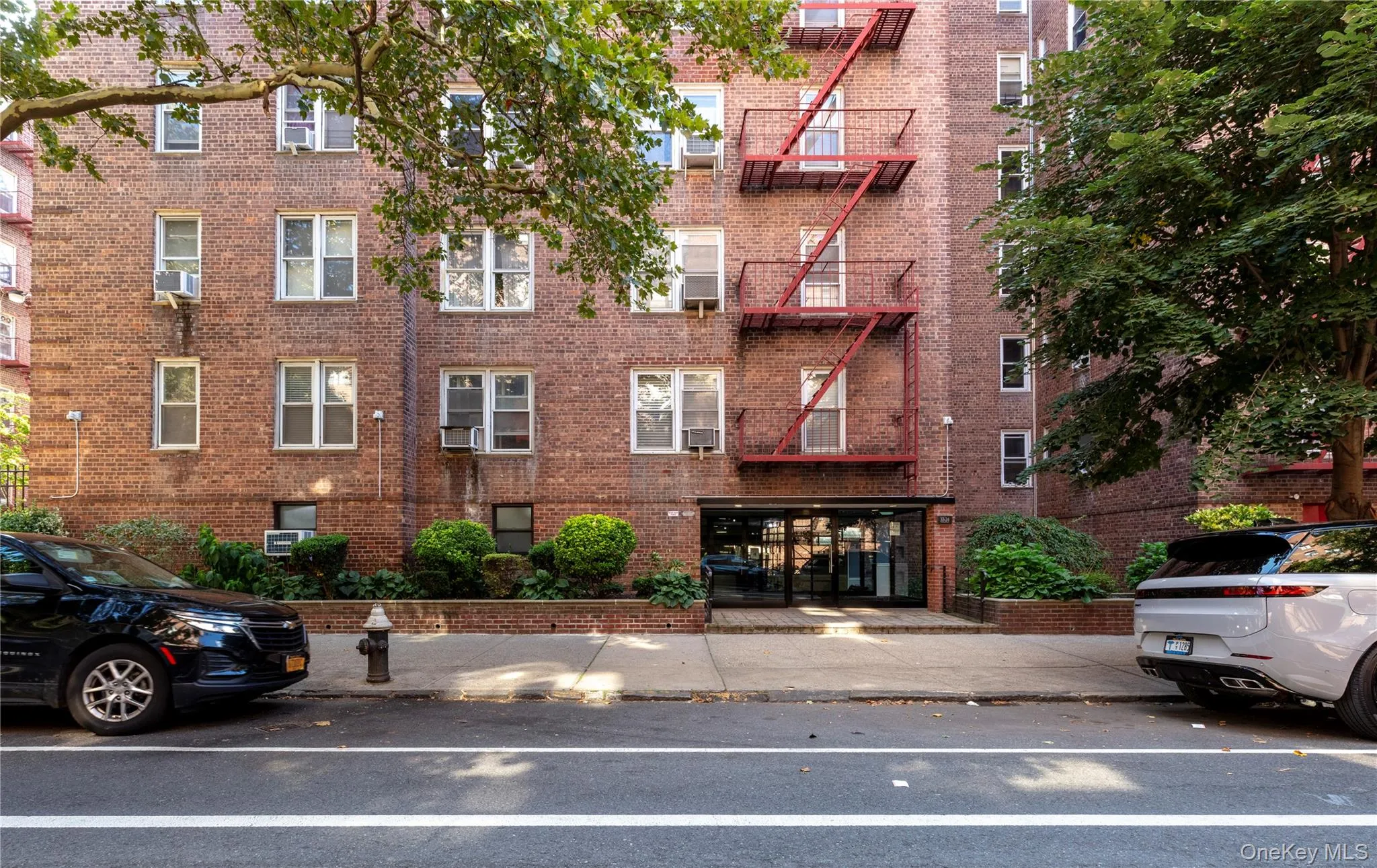33-24 91 Street, New York, NY, 3 Bedrooms Bedrooms, 7 Rooms Rooms,1 BathroomBathrooms,Residential,For Rent,91,0,1038053 33-24 91 Street, New York, NY, 3 Bedrooms Bedrooms, 7 Rooms Rooms,1 BathroomBathrooms,Residential,For Rent,91,0,1038053