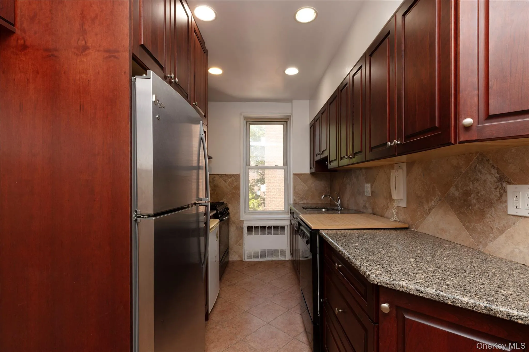 33-24 91 Street, New York, NY, 3 Bedrooms Bedrooms, 7 Rooms Rooms,1 BathroomBathrooms,Residential,For Rent,91,0,1038053 33-24 91 Street, New York, NY, 3 Bedrooms Bedrooms, 7 Rooms Rooms,1 BathroomBathrooms,Residential,For Rent,91,0,1038053