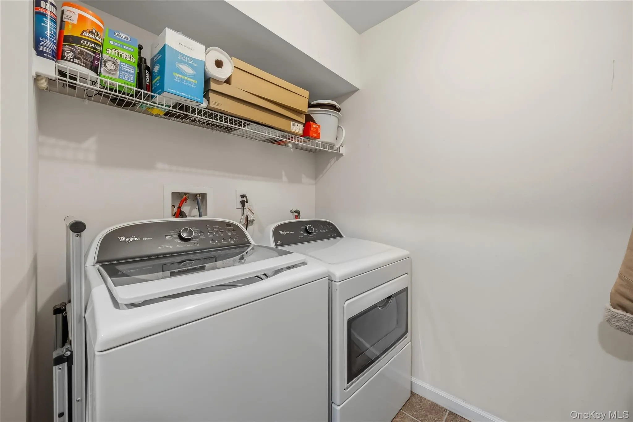 The laundry has storage and yes the washer and dryer stay. The laundry has storage and yes the washer and dryer stay.