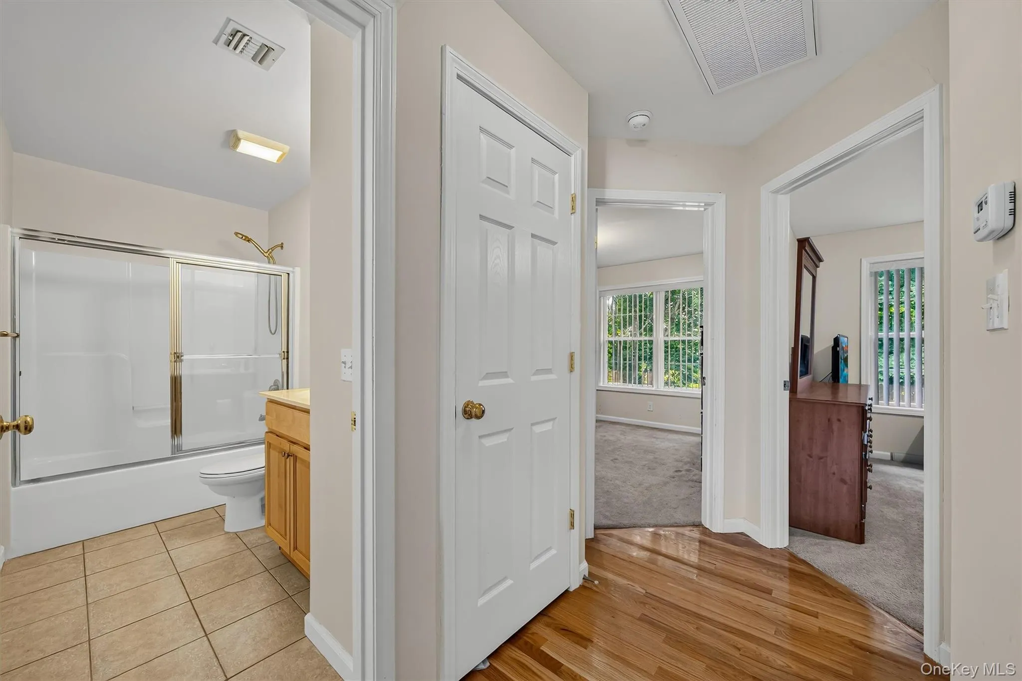 It's nice that the guest bedrooms are away from the primary. It's nice that the guest bedrooms are away from the primary.