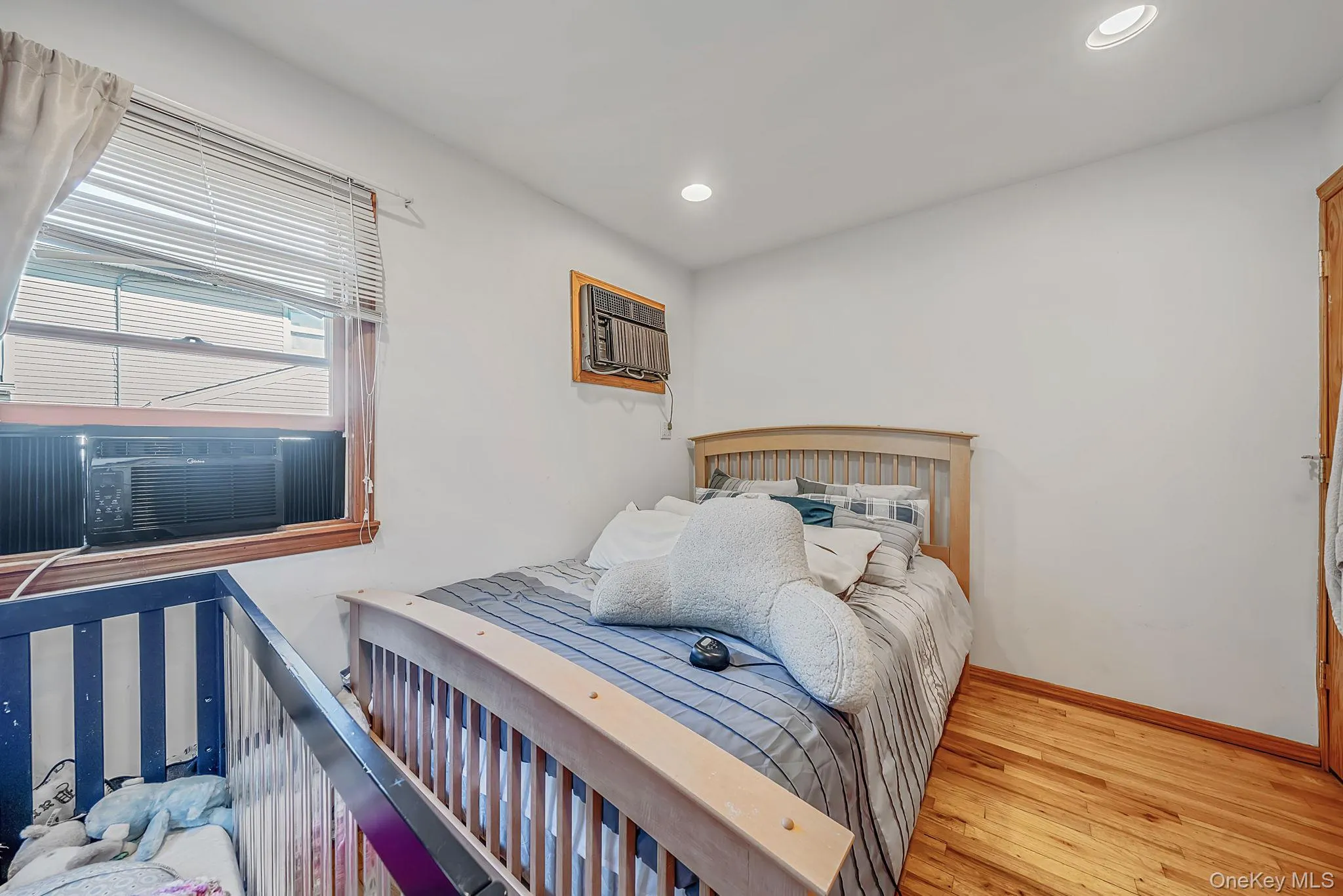 65 Sylvia Drive, Islip, NY, 5 Bedrooms Bedrooms, 8 Rooms Rooms,2 BathroomsBathrooms,Residential,For Rent,Sylvia,0,1038063 65 Sylvia Drive, Islip, NY, 5 Bedrooms Bedrooms, 8 Rooms Rooms,2 BathroomsBathrooms,Residential,For Rent,Sylvia,0,1038063