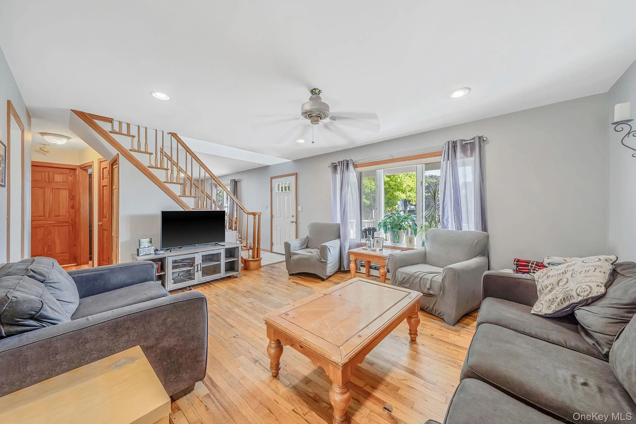 65 Sylvia Drive, Islip, NY, 5 Bedrooms Bedrooms, 8 Rooms Rooms,2 BathroomsBathrooms,Residential,For Rent,Sylvia,0,1038063 65 Sylvia Drive, Islip, NY, 5 Bedrooms Bedrooms, 8 Rooms Rooms,2 BathroomsBathrooms,Residential,For Rent,Sylvia,0,1038063