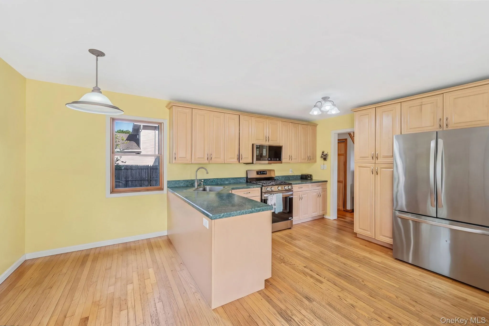 65 Sylvia Drive, Islip, NY, 5 Bedrooms Bedrooms, 8 Rooms Rooms,2 BathroomsBathrooms,Residential,For Rent,Sylvia,0,1038063 65 Sylvia Drive, Islip, NY, 5 Bedrooms Bedrooms, 8 Rooms Rooms,2 BathroomsBathrooms,Residential,For Rent,Sylvia,0,1038063