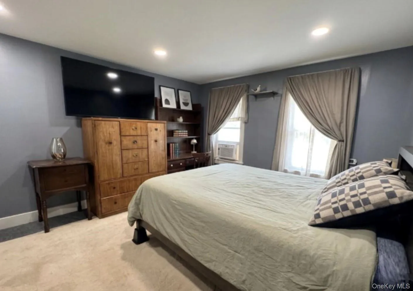 Master Bedroom 2nd story Master Bedroom 2nd story