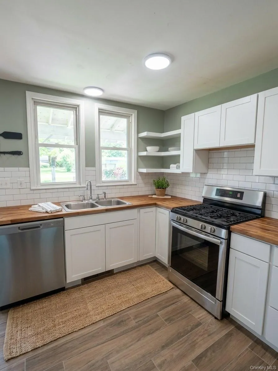 AI ALTERED RENOVATION. THIS IMAGE IS GENERATED AND DOES NOT REFLECT THE CURRENT CONDITION AI ALTERED RENOVATION. THIS IMAGE IS GENERATED AND DOES NOT REFLECT THE CURRENT CONDITION