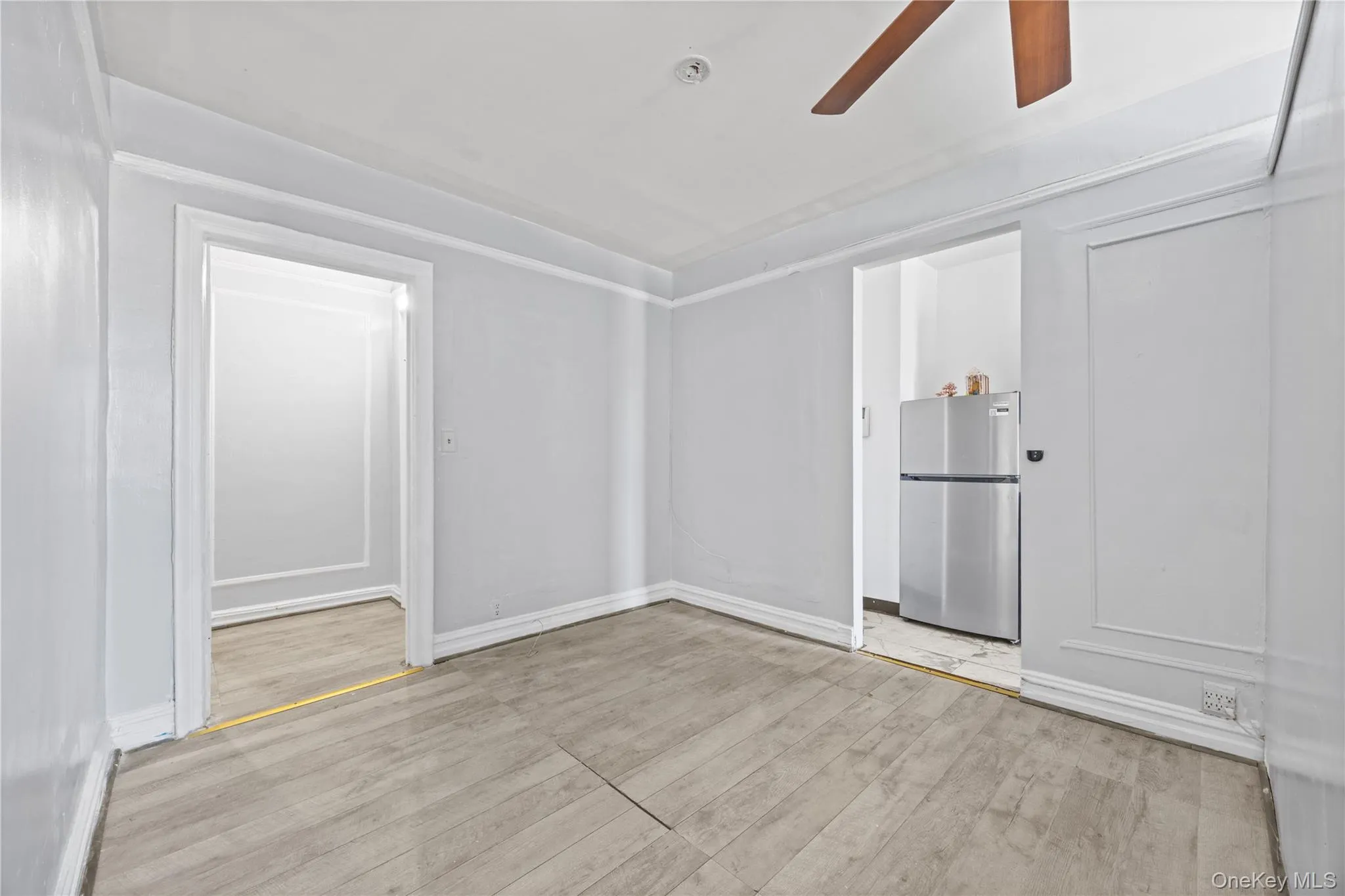 1015 Summit Avenue, New York, NY, 2 Rooms Rooms,1 BathroomBathrooms,Residential,For Rent,Summit,0,1038066 1015 Summit Avenue, New York, NY, 2 Rooms Rooms,1 BathroomBathrooms,Residential,For Rent,Summit,0,1038066
