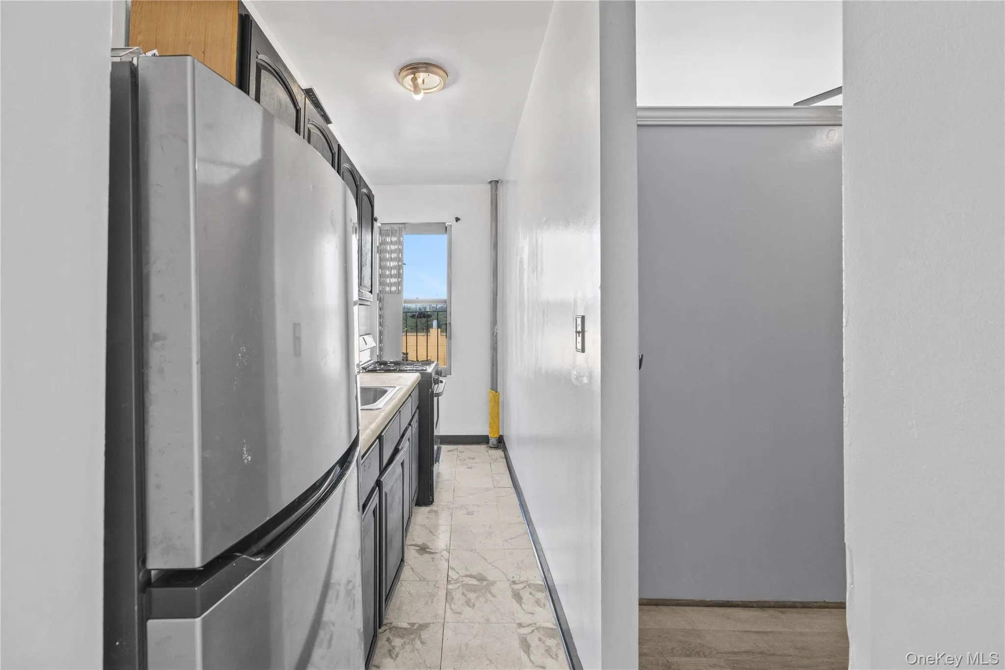 1015 Summit Avenue, New York, NY, 2 Rooms Rooms,1 BathroomBathrooms,Residential,For Rent,Summit,0,1038066 1015 Summit Avenue, New York, NY, 2 Rooms Rooms,1 BathroomBathrooms,Residential,For Rent,Summit,0,1038066