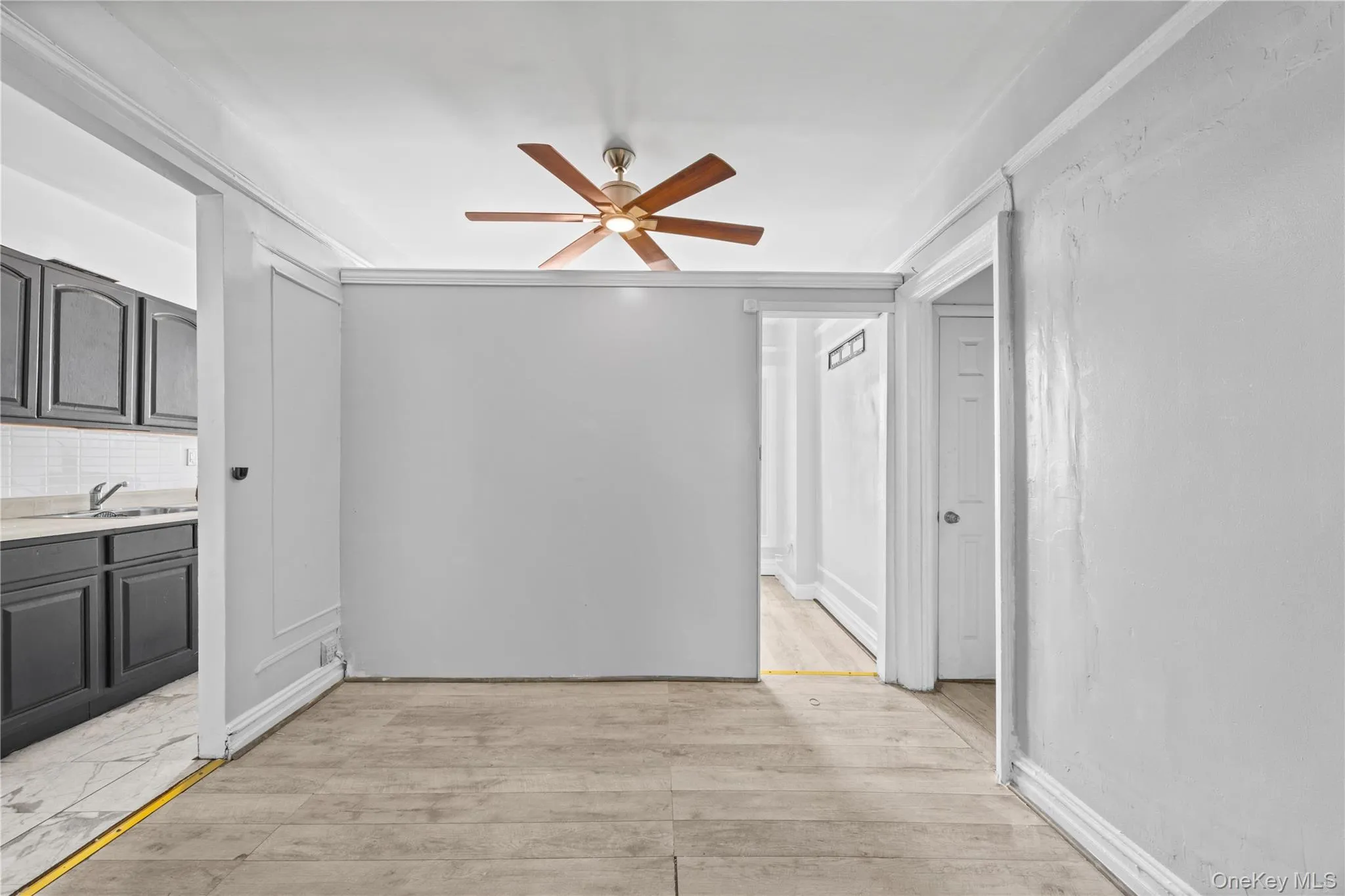 1015 Summit Avenue, New York, NY, 2 Rooms Rooms,1 BathroomBathrooms,Residential,For Rent,Summit,0,1038066 1015 Summit Avenue, New York, NY, 2 Rooms Rooms,1 BathroomBathrooms,Residential,For Rent,Summit,0,1038066