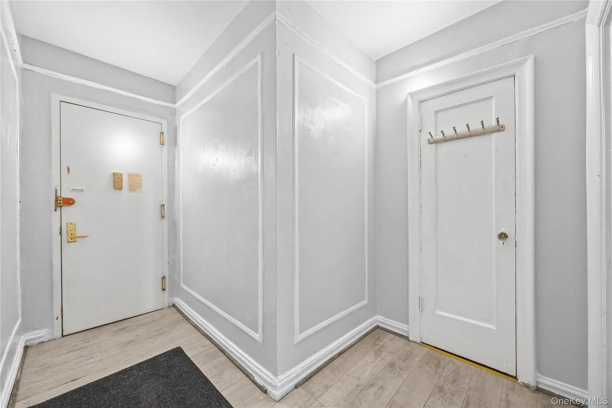 1015 Summit Avenue, New York, NY, 2 Rooms Rooms,1 BathroomBathrooms,Residential,For Rent,Summit,0,1038066 1015 Summit Avenue, New York, NY, 2 Rooms Rooms,1 BathroomBathrooms,Residential,For Rent,Summit,0,1038066