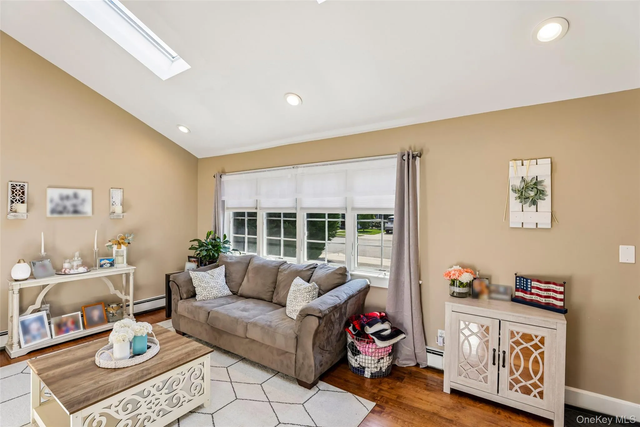 231 Koehl Street, Oyster Bay, NY, 5 Bedrooms Bedrooms, 10 Rooms Rooms,2 BathroomsBathrooms,Residential,For Rent,Koehl,0,1038068 231 Koehl Street, Oyster Bay, NY, 5 Bedrooms Bedrooms, 10 Rooms Rooms,2 BathroomsBathrooms,Residential,For Rent,Koehl,0,1038068