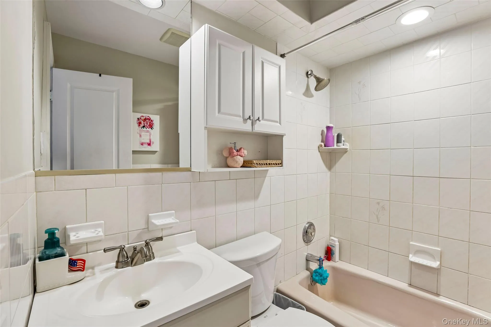 231 Koehl Street, Oyster Bay, NY, 5 Bedrooms Bedrooms, 10 Rooms Rooms,2 BathroomsBathrooms,Residential,For Rent,Koehl,0,1038068 231 Koehl Street, Oyster Bay, NY, 5 Bedrooms Bedrooms, 10 Rooms Rooms,2 BathroomsBathrooms,Residential,For Rent,Koehl,0,1038068