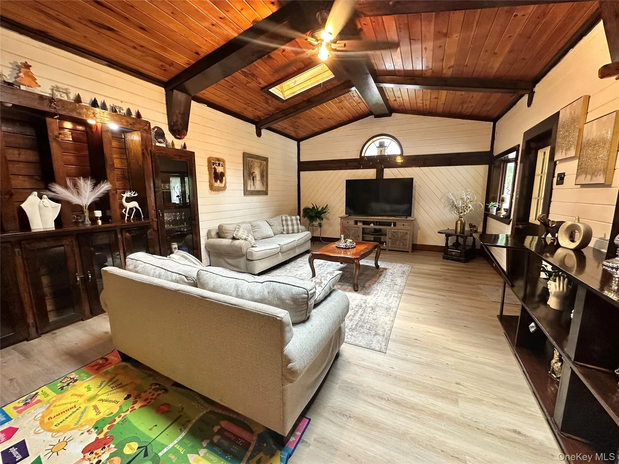 110 Foss Lane, Deerpark, NY, 4 Bedrooms Bedrooms, 7 Rooms Rooms,2 BathroomsBathrooms,Residential,For Rent,Foss,0,1038074 110 Foss Lane, Deerpark, NY, 4 Bedrooms Bedrooms, 7 Rooms Rooms,2 BathroomsBathrooms,Residential,For Rent,Foss,0,1038074