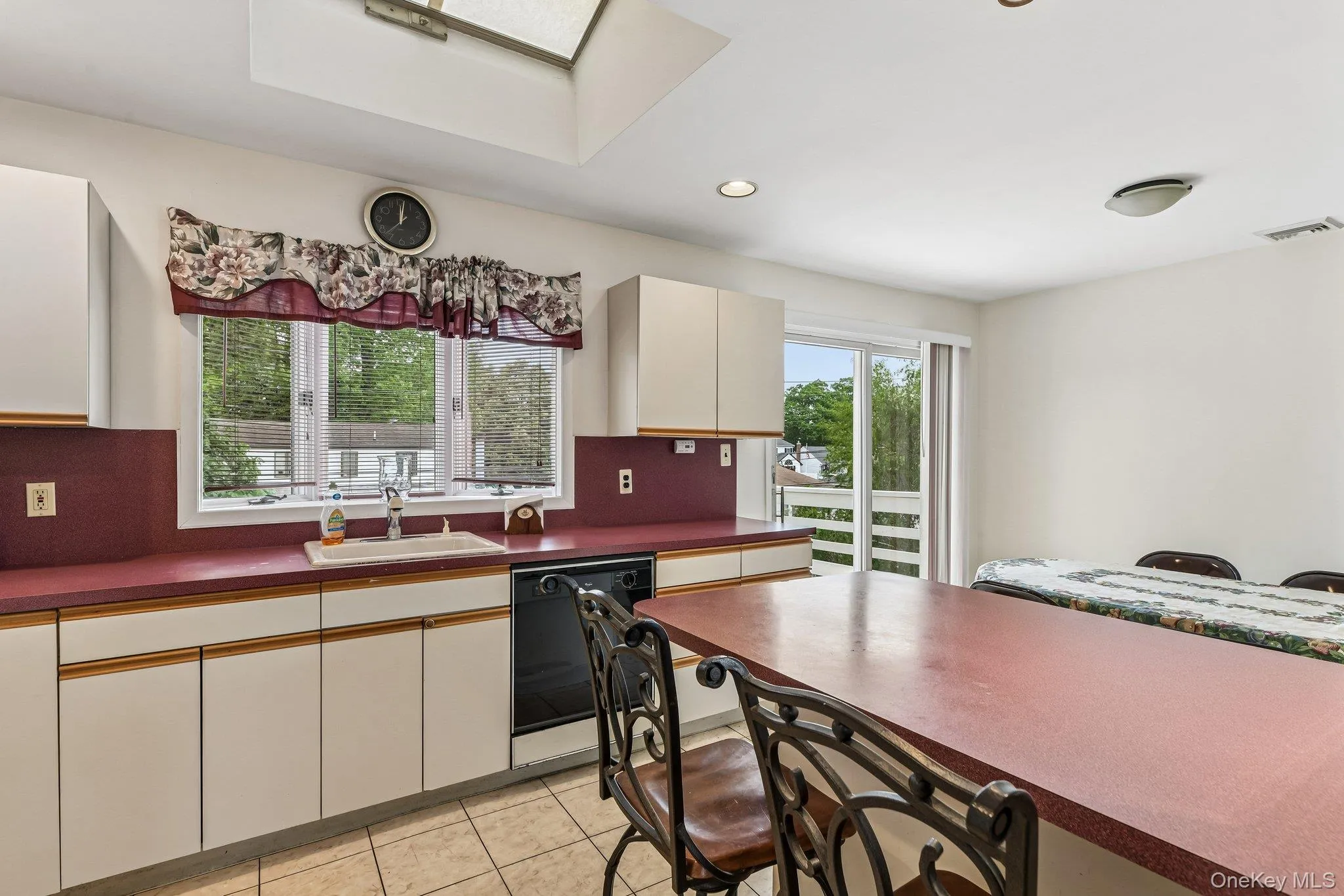 1010 Douglas Avenue, Hempstead, NY, 6 Bedrooms Bedrooms, 14 Rooms Rooms,3 BathroomsBathrooms,Residential,For Rent,Douglas,0,1038080 1010 Douglas Avenue, Hempstead, NY, 6 Bedrooms Bedrooms, 14 Rooms Rooms,3 BathroomsBathrooms,Residential,For Rent,Douglas,0,1038080