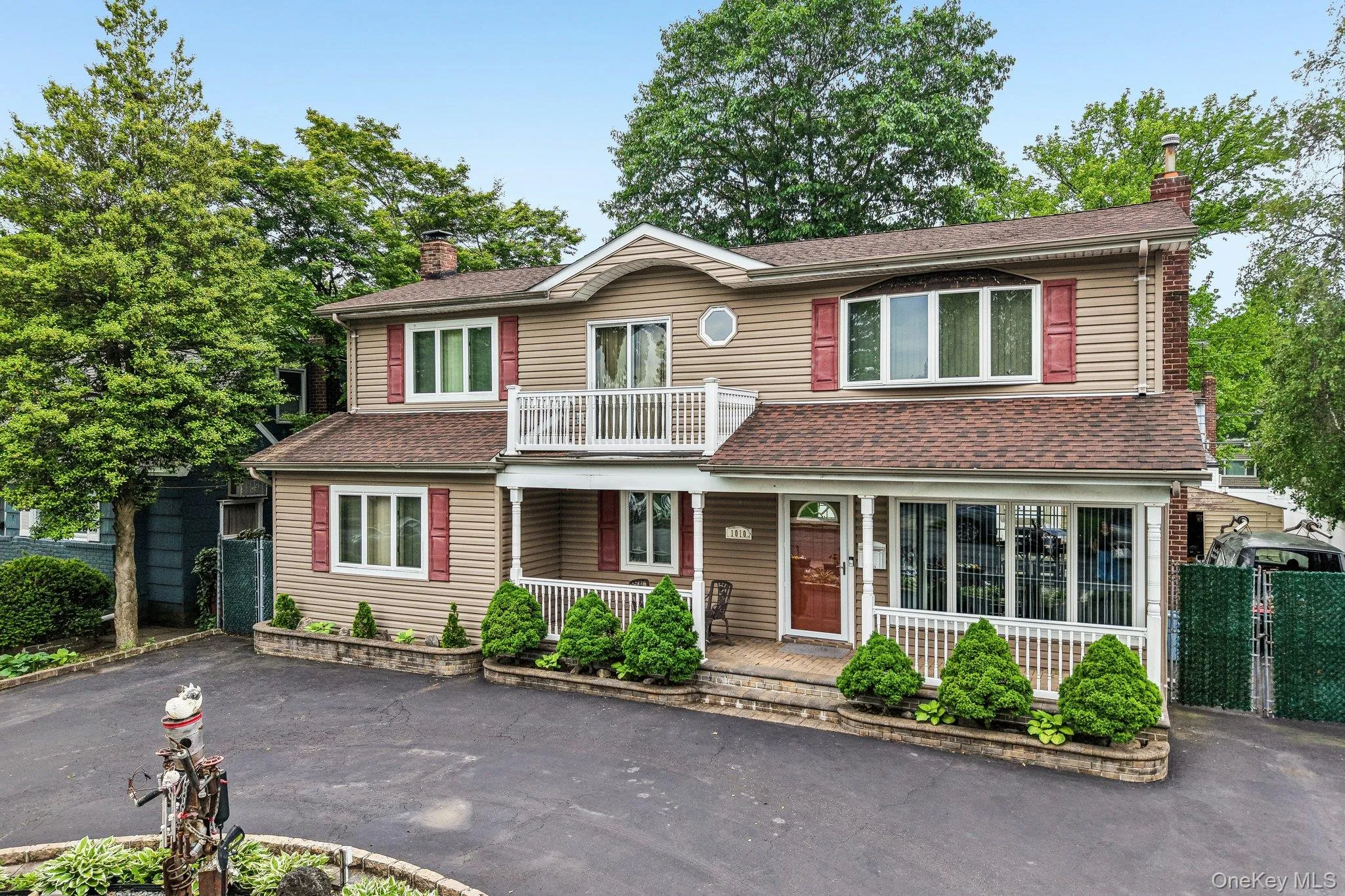 1010 Douglas Avenue, Hempstead, NY, 6 Bedrooms Bedrooms, 14 Rooms Rooms,3 BathroomsBathrooms,Residential,For Rent,Douglas,0,1038080 1010 Douglas Avenue, Hempstead, NY, 6 Bedrooms Bedrooms, 14 Rooms Rooms,3 BathroomsBathrooms,Residential,For Rent,Douglas,0,1038080