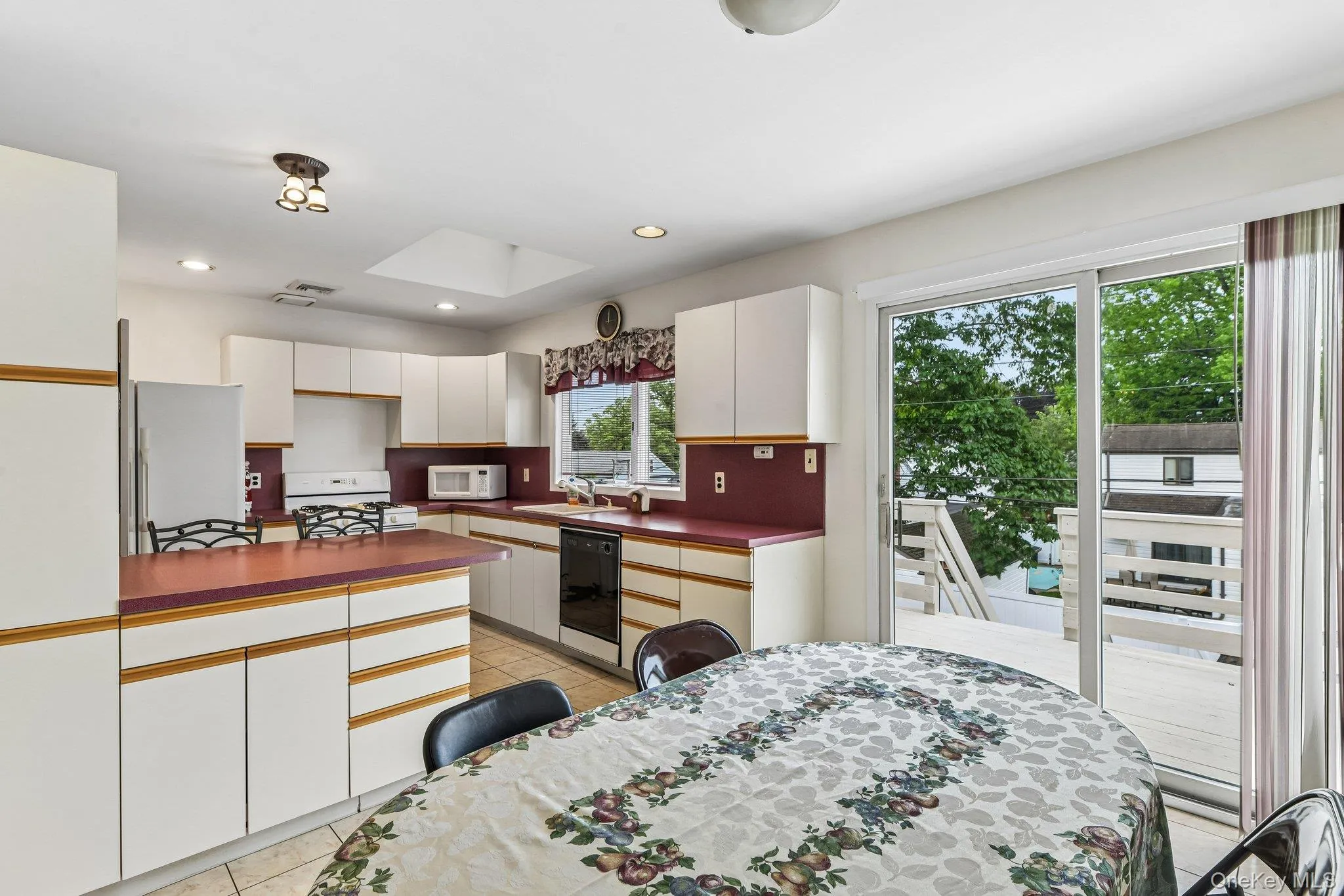 1010 Douglas Avenue, Hempstead, NY, 6 Bedrooms Bedrooms, 14 Rooms Rooms,3 BathroomsBathrooms,Residential,For Rent,Douglas,0,1038080 1010 Douglas Avenue, Hempstead, NY, 6 Bedrooms Bedrooms, 14 Rooms Rooms,3 BathroomsBathrooms,Residential,For Rent,Douglas,0,1038080