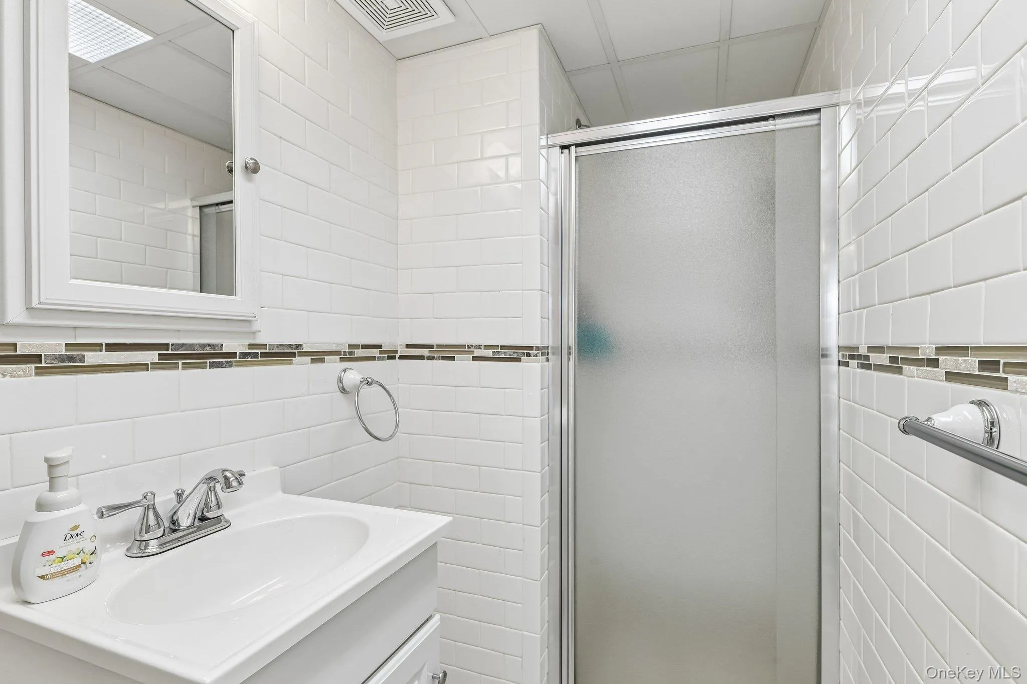 1010 Douglas Avenue, Hempstead, NY, 6 Bedrooms Bedrooms, 14 Rooms Rooms,3 BathroomsBathrooms,Residential,For Rent,Douglas,0,1038080 1010 Douglas Avenue, Hempstead, NY, 6 Bedrooms Bedrooms, 14 Rooms Rooms,3 BathroomsBathrooms,Residential,For Rent,Douglas,0,1038080