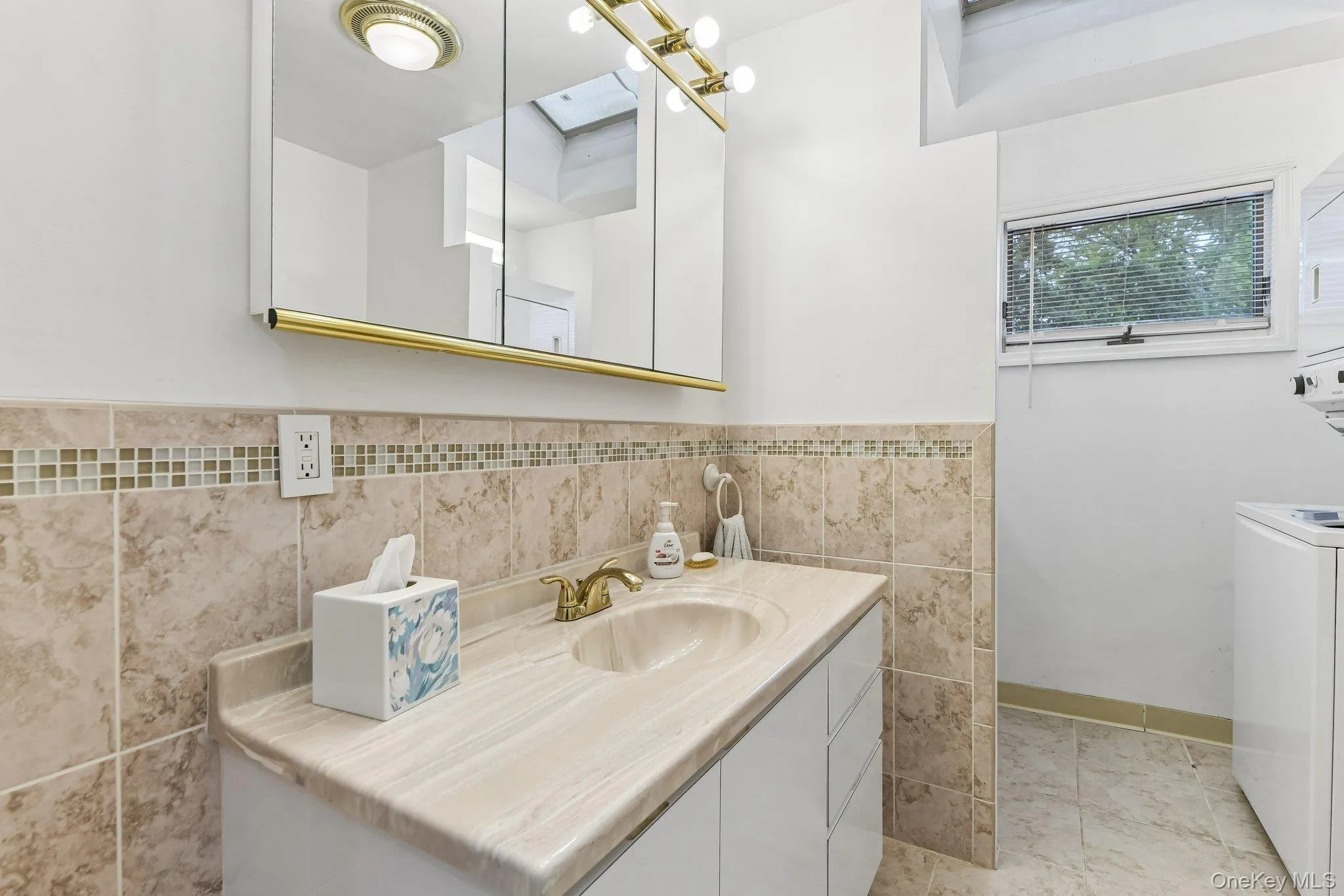 1010 Douglas Avenue, Hempstead, NY, 6 Bedrooms Bedrooms, 14 Rooms Rooms,3 BathroomsBathrooms,Residential,For Rent,Douglas,0,1038080 1010 Douglas Avenue, Hempstead, NY, 6 Bedrooms Bedrooms, 14 Rooms Rooms,3 BathroomsBathrooms,Residential,For Rent,Douglas,0,1038080