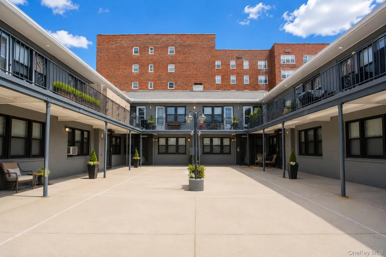 470 Broadway, Long Beach, NY, 3 Rooms Rooms,1 BathroomBathrooms,Residential Lease,For Rent,Broadway,0,1038081 470 Broadway, Long Beach, NY, 3 Rooms Rooms,1 BathroomBathrooms,Residential Lease,For Rent,Broadway,0,1038081