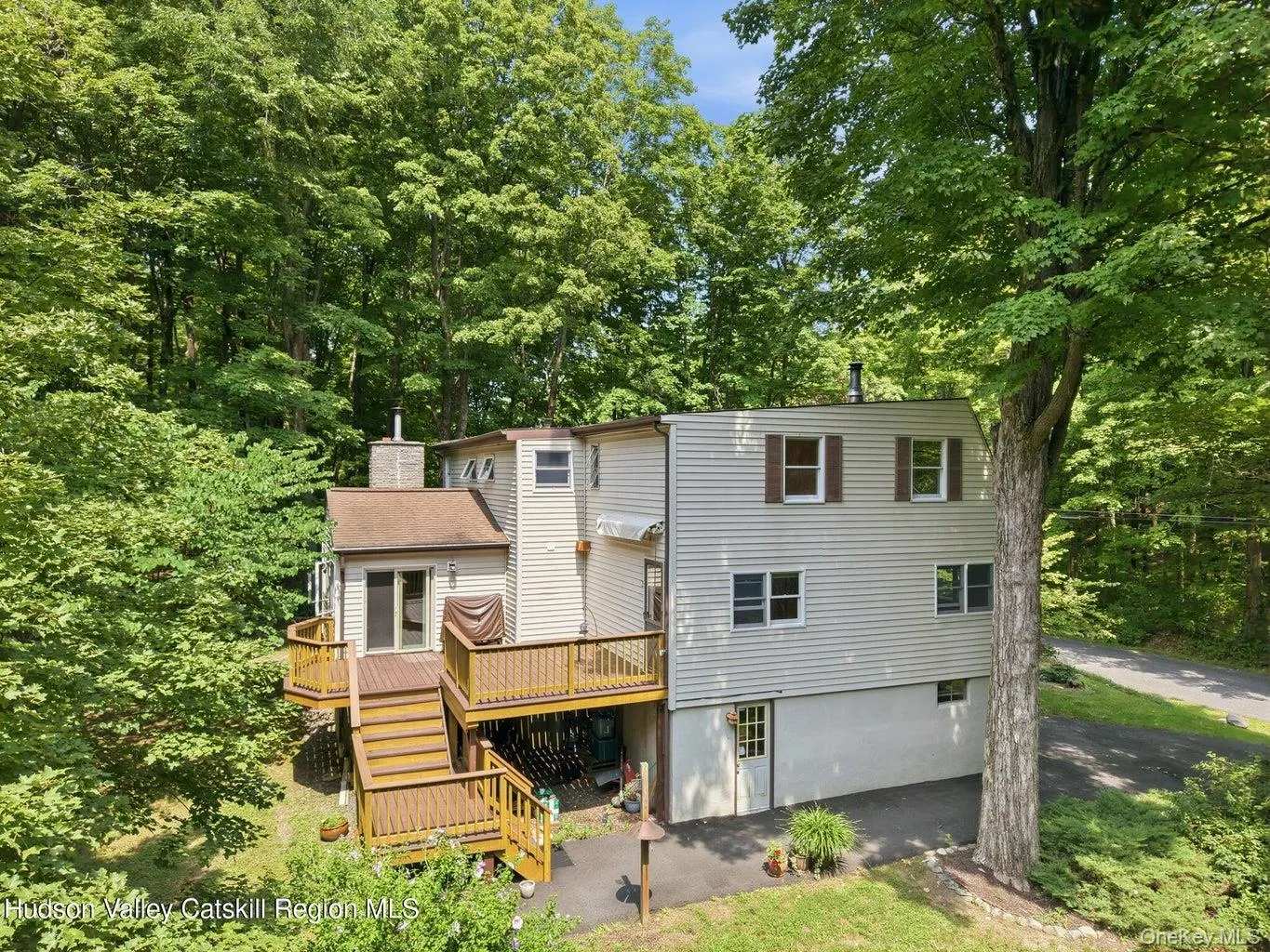 307 Old Kingston Road, New Paltz, NY, 4 Bedrooms Bedrooms, 9 Rooms Rooms,2 BathroomsBathrooms,Residential,For Rent,Old Kingston,0,1038082 307 Old Kingston Road, New Paltz, NY, 4 Bedrooms Bedrooms, 9 Rooms Rooms,2 BathroomsBathrooms,Residential,For Rent,Old Kingston,0,1038082
