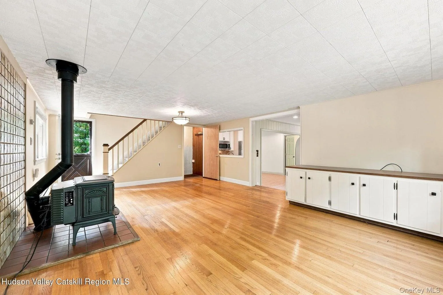 307 Old Kingston Road, New Paltz, NY, 4 Bedrooms Bedrooms, 9 Rooms Rooms,2 BathroomsBathrooms,Residential,For Rent,Old Kingston,0,1038082 307 Old Kingston Road, New Paltz, NY, 4 Bedrooms Bedrooms, 9 Rooms Rooms,2 BathroomsBathrooms,Residential,For Rent,Old Kingston,0,1038082
