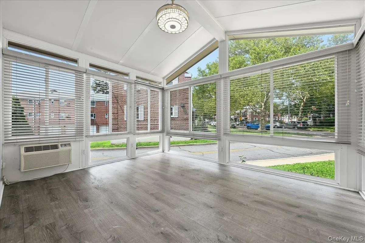 260-70 73rd Avenue, New York, NY, 2 Bedrooms Bedrooms, 6 Rooms Rooms,1 BathroomBathrooms,Residential Lease,For Rent,73rd,0,1038083 260-70 73rd Avenue, New York, NY, 2 Bedrooms Bedrooms, 6 Rooms Rooms,1 BathroomBathrooms,Residential Lease,For Rent,73rd,0,1038083