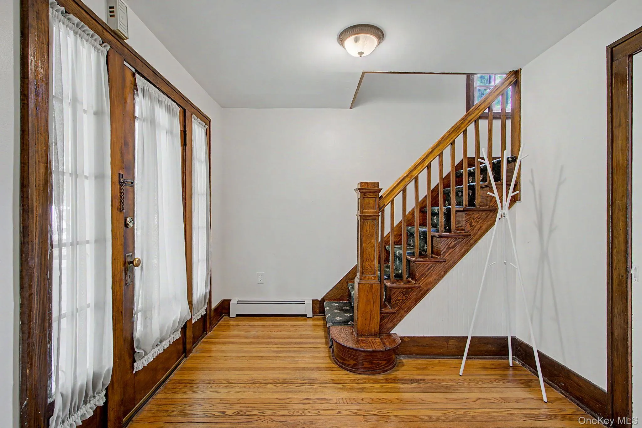 102 Market Street, Hyde Park, NY, 3 Bedrooms Bedrooms, 7 Rooms Rooms,2 BathroomsBathrooms,Residential,For Rent,Market,0,1038085 102 Market Street, Hyde Park, NY, 3 Bedrooms Bedrooms, 7 Rooms Rooms,2 BathroomsBathrooms,Residential,For Rent,Market,0,1038085