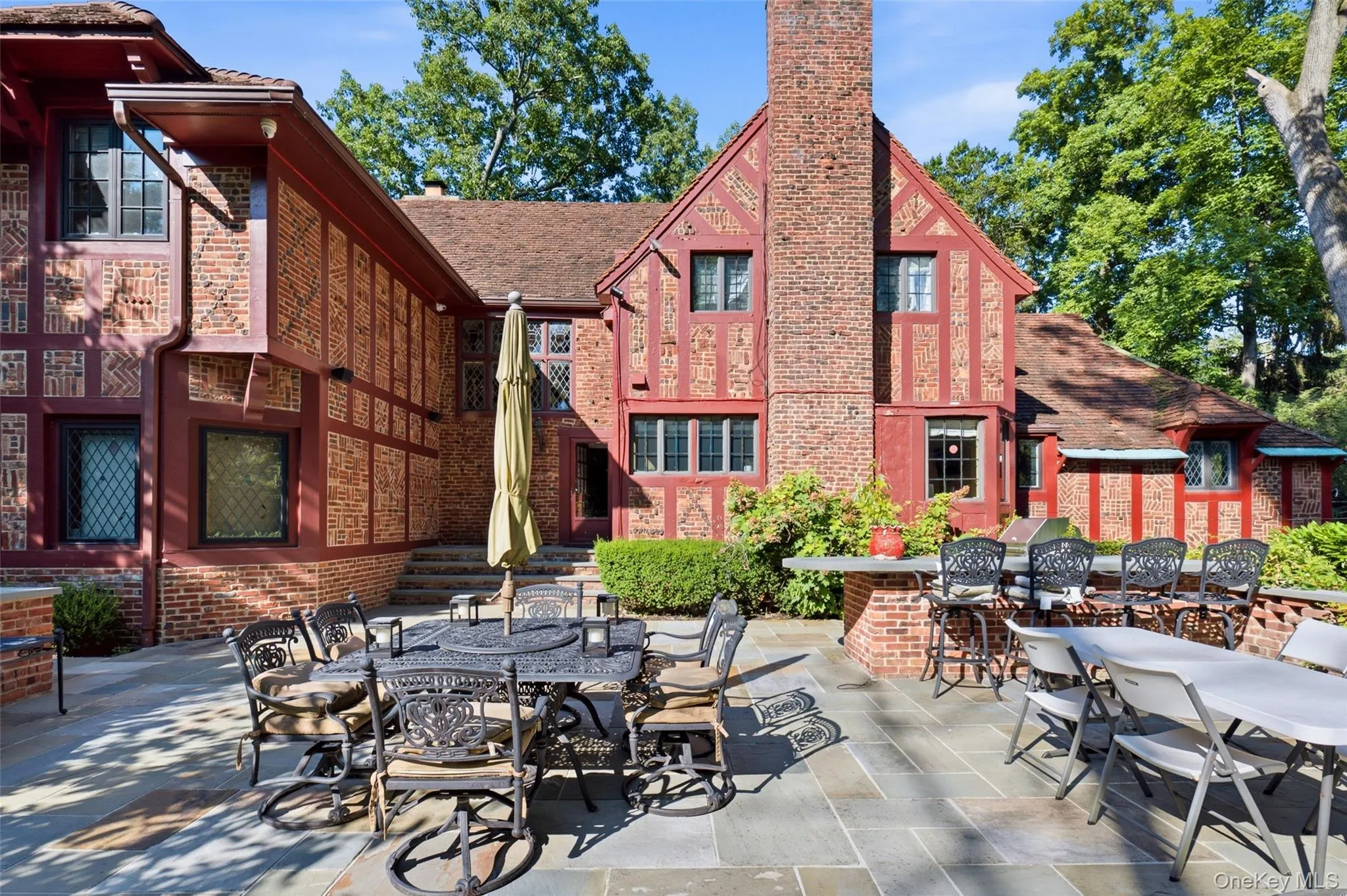 60 Wensley Drive, North Hempstead, NY, 5 Bedrooms Bedrooms, 11 Rooms Rooms,4 BathroomsBathrooms,Residential,For Rent,Wensley,0,1038087 60 Wensley Drive, North Hempstead, NY, 5 Bedrooms Bedrooms, 11 Rooms Rooms,4 BathroomsBathrooms,Residential,For Rent,Wensley,0,1038087