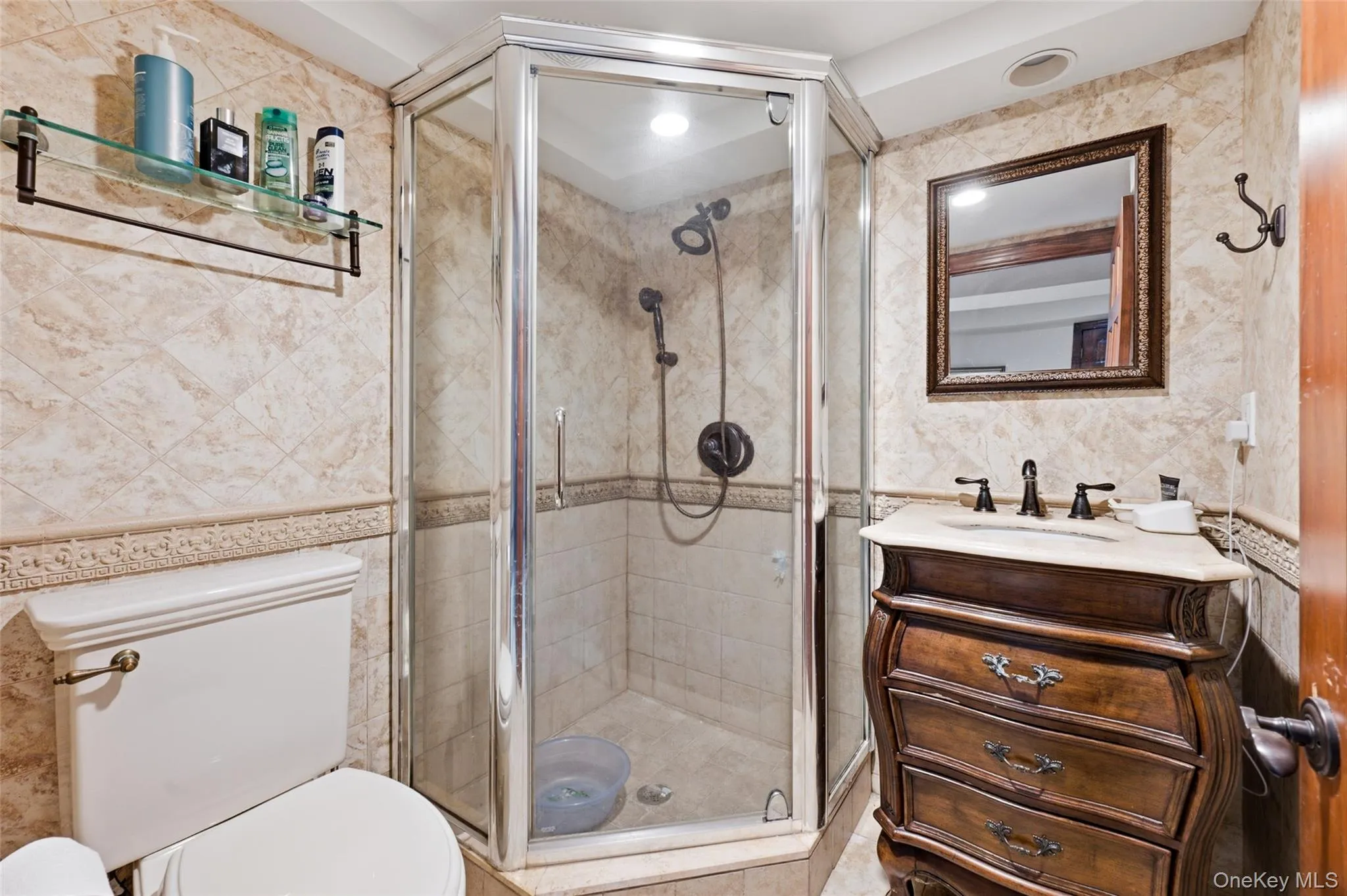 60 Wensley Drive, North Hempstead, NY, 5 Bedrooms Bedrooms, 11 Rooms Rooms,4 BathroomsBathrooms,Residential,For Rent,Wensley,0,1038087 60 Wensley Drive, North Hempstead, NY, 5 Bedrooms Bedrooms, 11 Rooms Rooms,4 BathroomsBathrooms,Residential,For Rent,Wensley,0,1038087