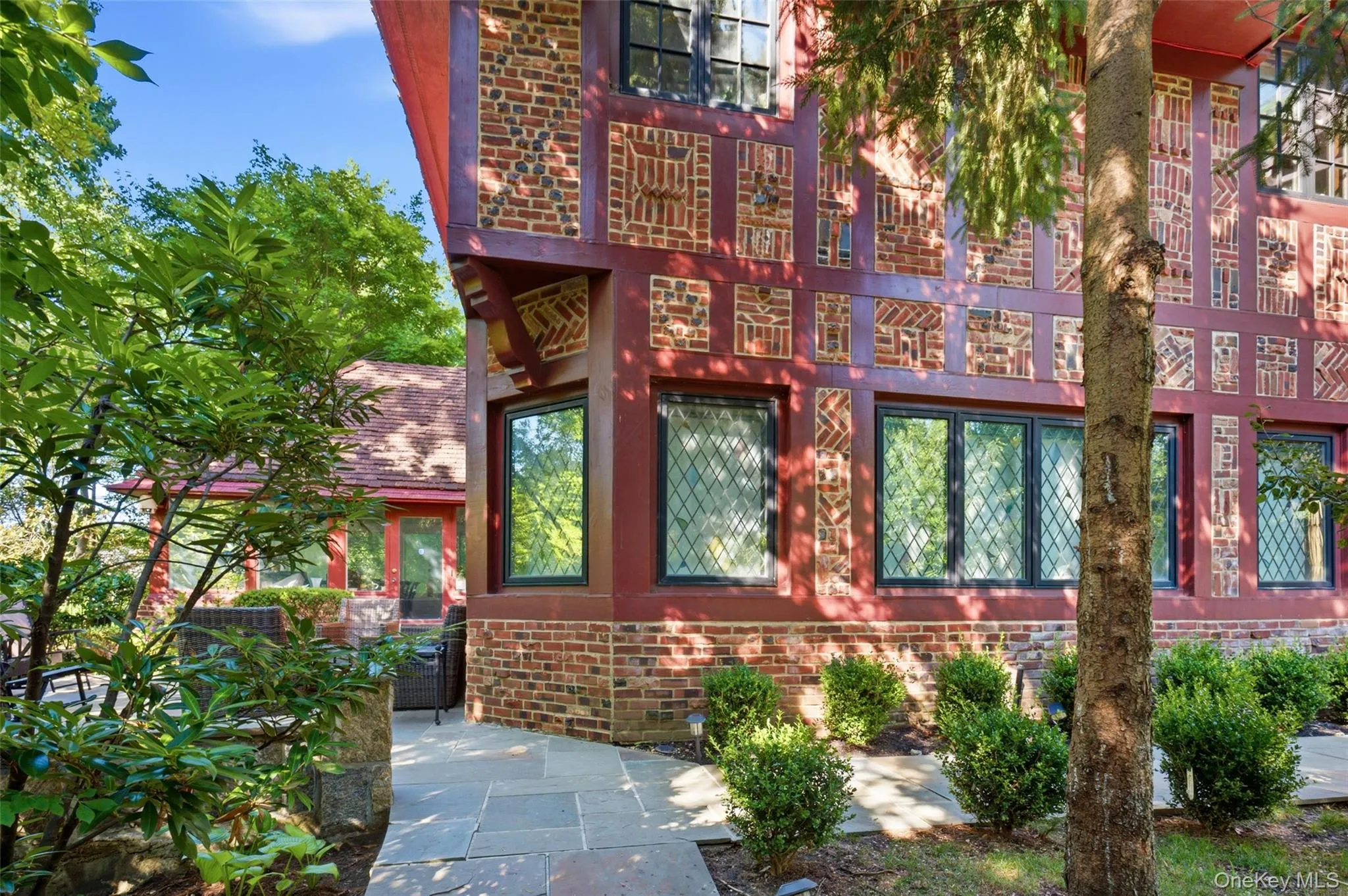60 Wensley Drive, North Hempstead, NY, 5 Bedrooms Bedrooms, 11 Rooms Rooms,4 BathroomsBathrooms,Residential,For Rent,Wensley,0,1038087 60 Wensley Drive, North Hempstead, NY, 5 Bedrooms Bedrooms, 11 Rooms Rooms,4 BathroomsBathrooms,Residential,For Rent,Wensley,0,1038087