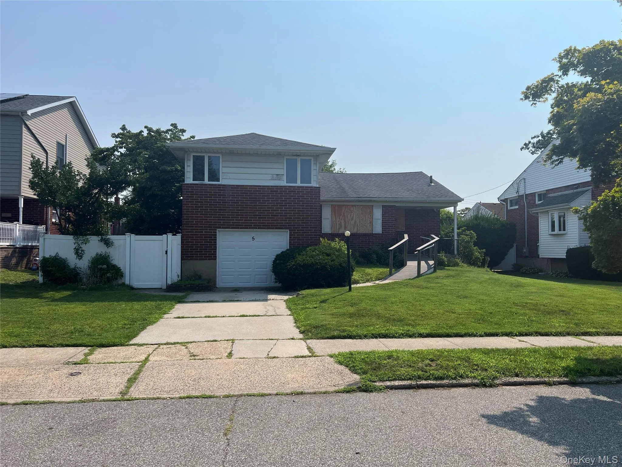 5 Winding Road, Oyster Bay, NY, 3 Bedrooms Bedrooms, 6 Rooms Rooms,2 BathroomsBathrooms,Residential,For Rent,Winding,0,1038091 5 Winding Road, Oyster Bay, NY, 3 Bedrooms Bedrooms, 6 Rooms Rooms,2 BathroomsBathrooms,Residential,For Rent,Winding,0,1038091