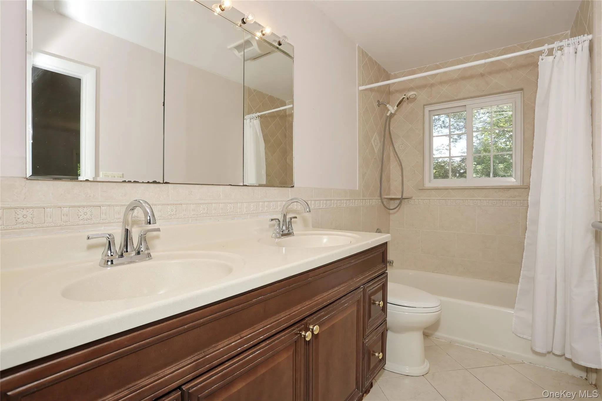 24 Scott Drive, Clarkstown, NY, 3 Bedrooms Bedrooms, 8 Rooms Rooms,1 BathroomBathrooms,Residential,For Rent,Scott,0,1038092 24 Scott Drive, Clarkstown, NY, 3 Bedrooms Bedrooms, 8 Rooms Rooms,1 BathroomBathrooms,Residential,For Rent,Scott,0,1038092