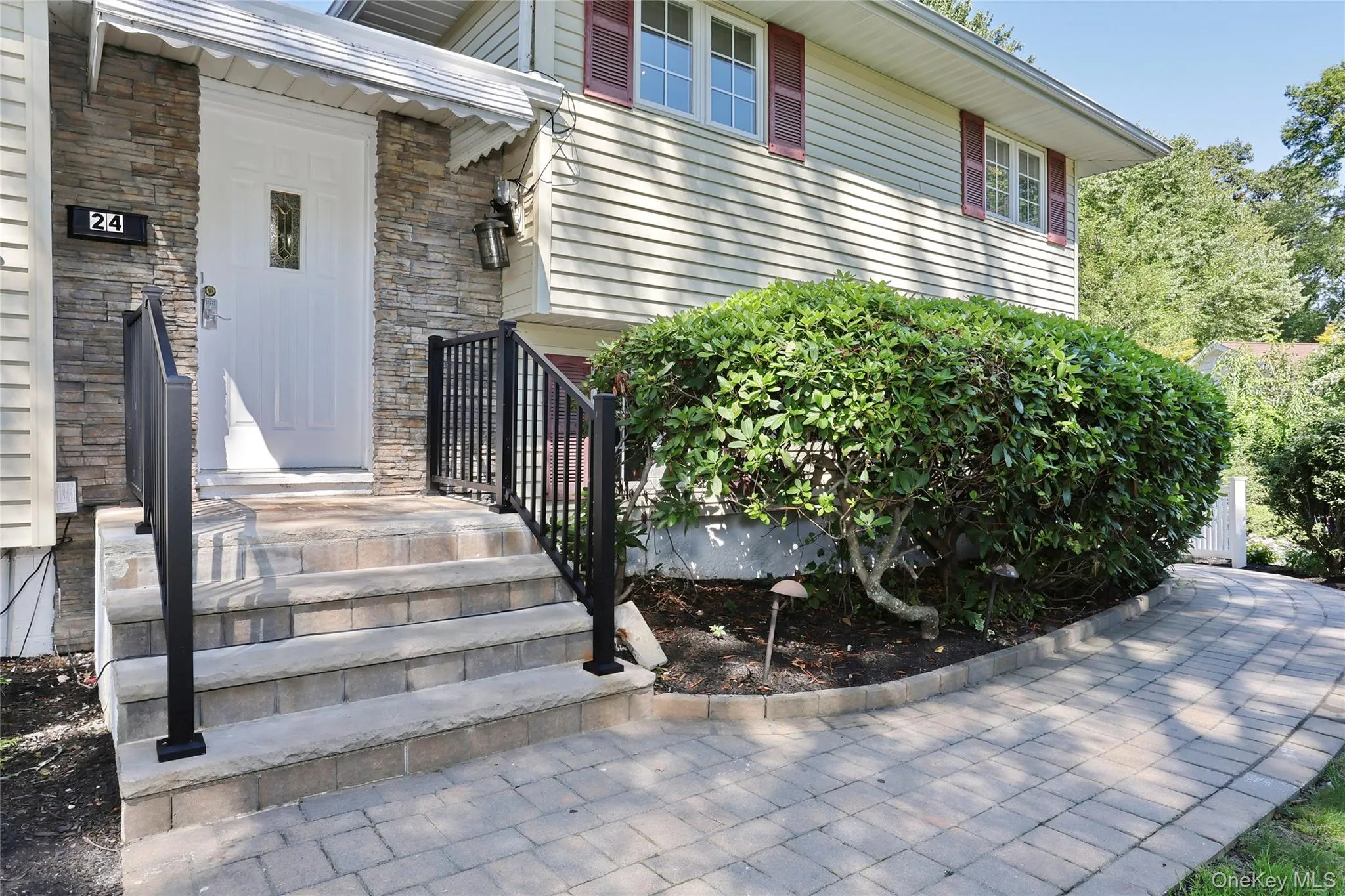 24 Scott Drive, Clarkstown, NY, 3 Bedrooms Bedrooms, 8 Rooms Rooms,1 BathroomBathrooms,Residential,For Rent,Scott,0,1038092 24 Scott Drive, Clarkstown, NY, 3 Bedrooms Bedrooms, 8 Rooms Rooms,1 BathroomBathrooms,Residential,For Rent,Scott,0,1038092