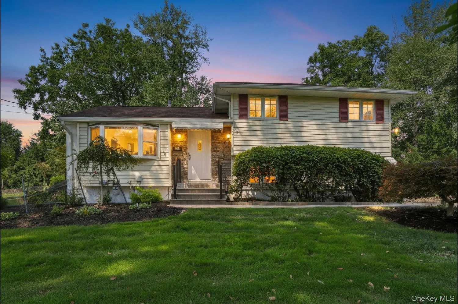 24 Scott Drive, Clarkstown, NY, 3 Bedrooms Bedrooms, 8 Rooms Rooms,1 BathroomBathrooms,Residential,For Rent,Scott,0,1038092 24 Scott Drive, Clarkstown, NY, 3 Bedrooms Bedrooms, 8 Rooms Rooms,1 BathroomBathrooms,Residential,For Rent,Scott,0,1038092