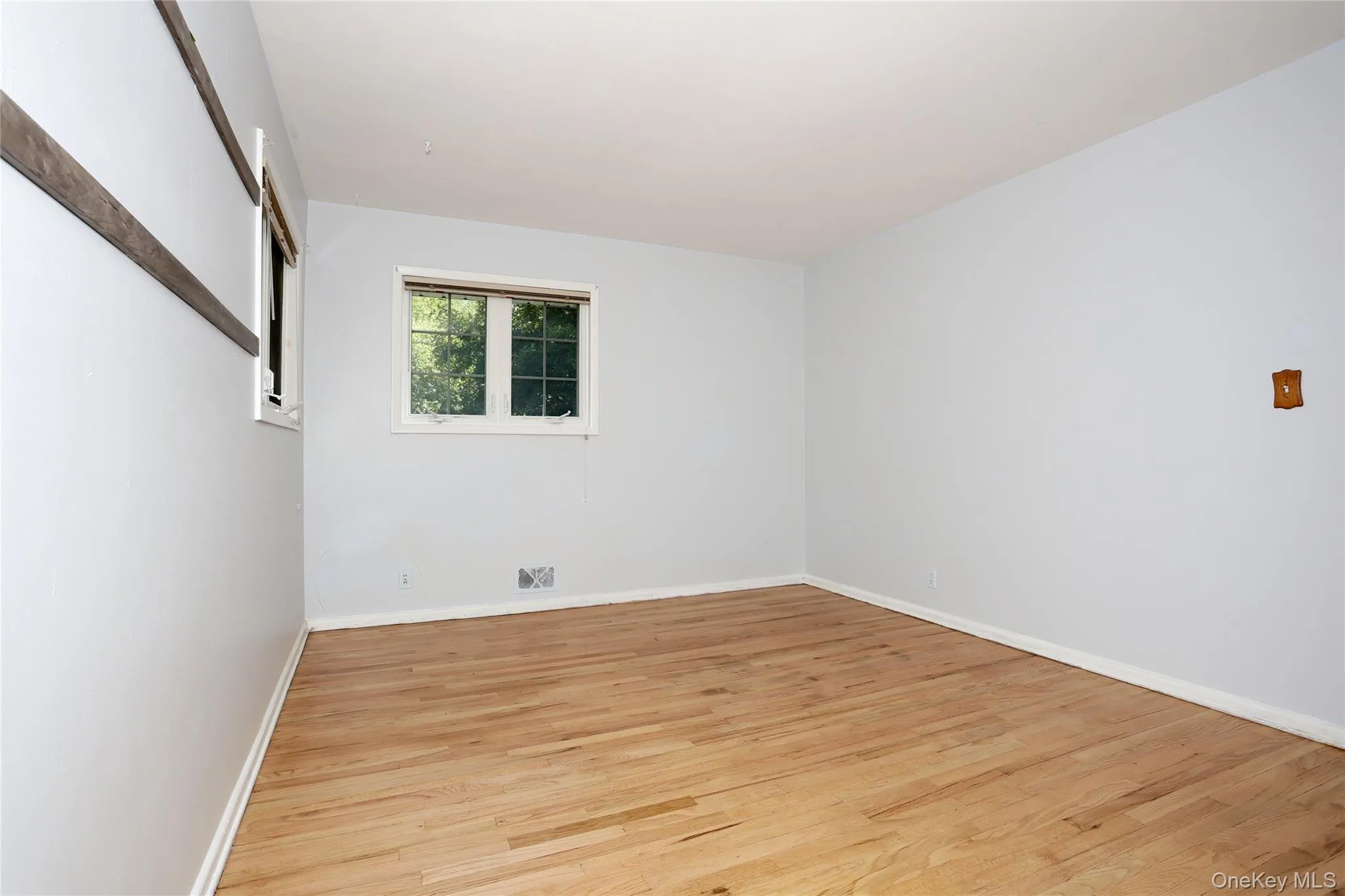 24 Scott Drive, Clarkstown, NY, 3 Bedrooms Bedrooms, 8 Rooms Rooms,1 BathroomBathrooms,Residential,For Rent,Scott,0,1038092 24 Scott Drive, Clarkstown, NY, 3 Bedrooms Bedrooms, 8 Rooms Rooms,1 BathroomBathrooms,Residential,For Rent,Scott,0,1038092
