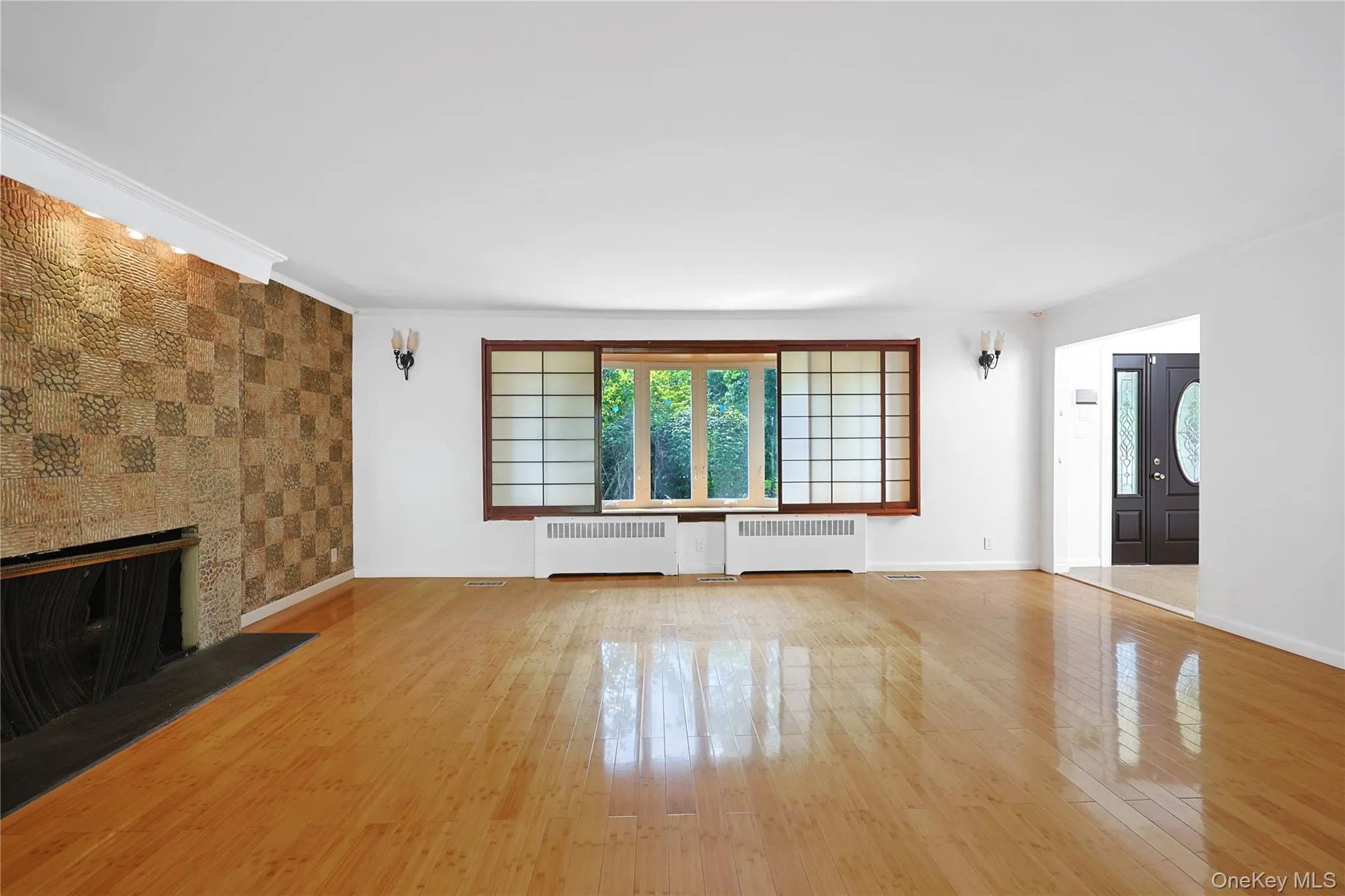9 Talbot Drive, North Hempstead, NY, 6 Bedrooms Bedrooms, 9 Rooms Rooms,4 BathroomsBathrooms,Residential,For Rent,Talbot,0,1038093 9 Talbot Drive, North Hempstead, NY, 6 Bedrooms Bedrooms, 9 Rooms Rooms,4 BathroomsBathrooms,Residential,For Rent,Talbot,0,1038093