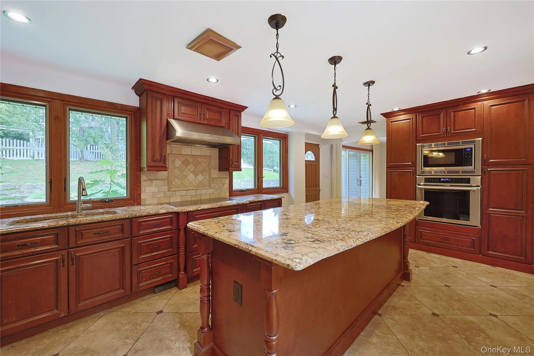 9 Talbot Drive, North Hempstead, NY, 6 Bedrooms Bedrooms, 9 Rooms Rooms,4 BathroomsBathrooms,Residential,For Rent,Talbot,0,1038093 9 Talbot Drive, North Hempstead, NY, 6 Bedrooms Bedrooms, 9 Rooms Rooms,4 BathroomsBathrooms,Residential,For Rent,Talbot,0,1038093