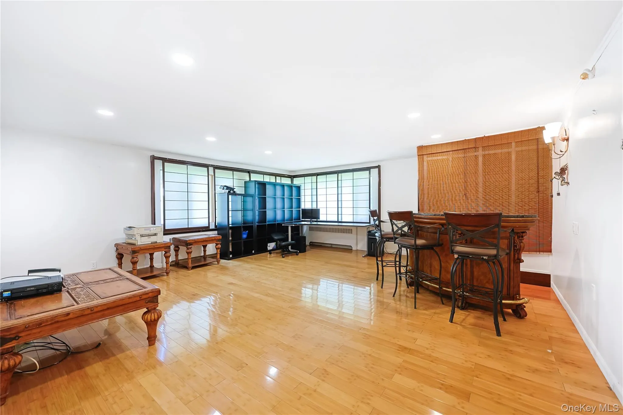 9 Talbot Drive, North Hempstead, NY, 6 Bedrooms Bedrooms, 9 Rooms Rooms,4 BathroomsBathrooms,Residential,For Rent,Talbot,0,1038093 9 Talbot Drive, North Hempstead, NY, 6 Bedrooms Bedrooms, 9 Rooms Rooms,4 BathroomsBathrooms,Residential,For Rent,Talbot,0,1038093