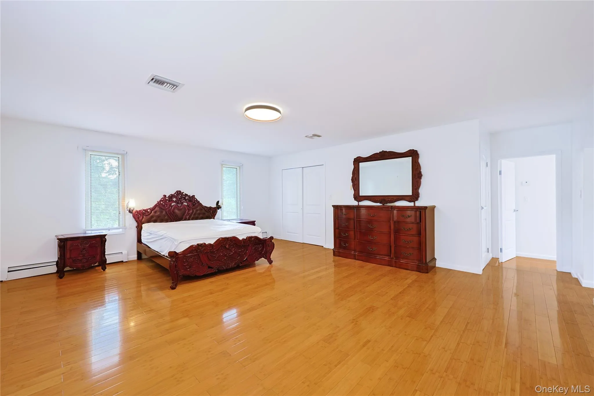 9 Talbot Drive, North Hempstead, NY, 6 Bedrooms Bedrooms, 9 Rooms Rooms,4 BathroomsBathrooms,Residential,For Rent,Talbot,0,1038093 9 Talbot Drive, North Hempstead, NY, 6 Bedrooms Bedrooms, 9 Rooms Rooms,4 BathroomsBathrooms,Residential,For Rent,Talbot,0,1038093