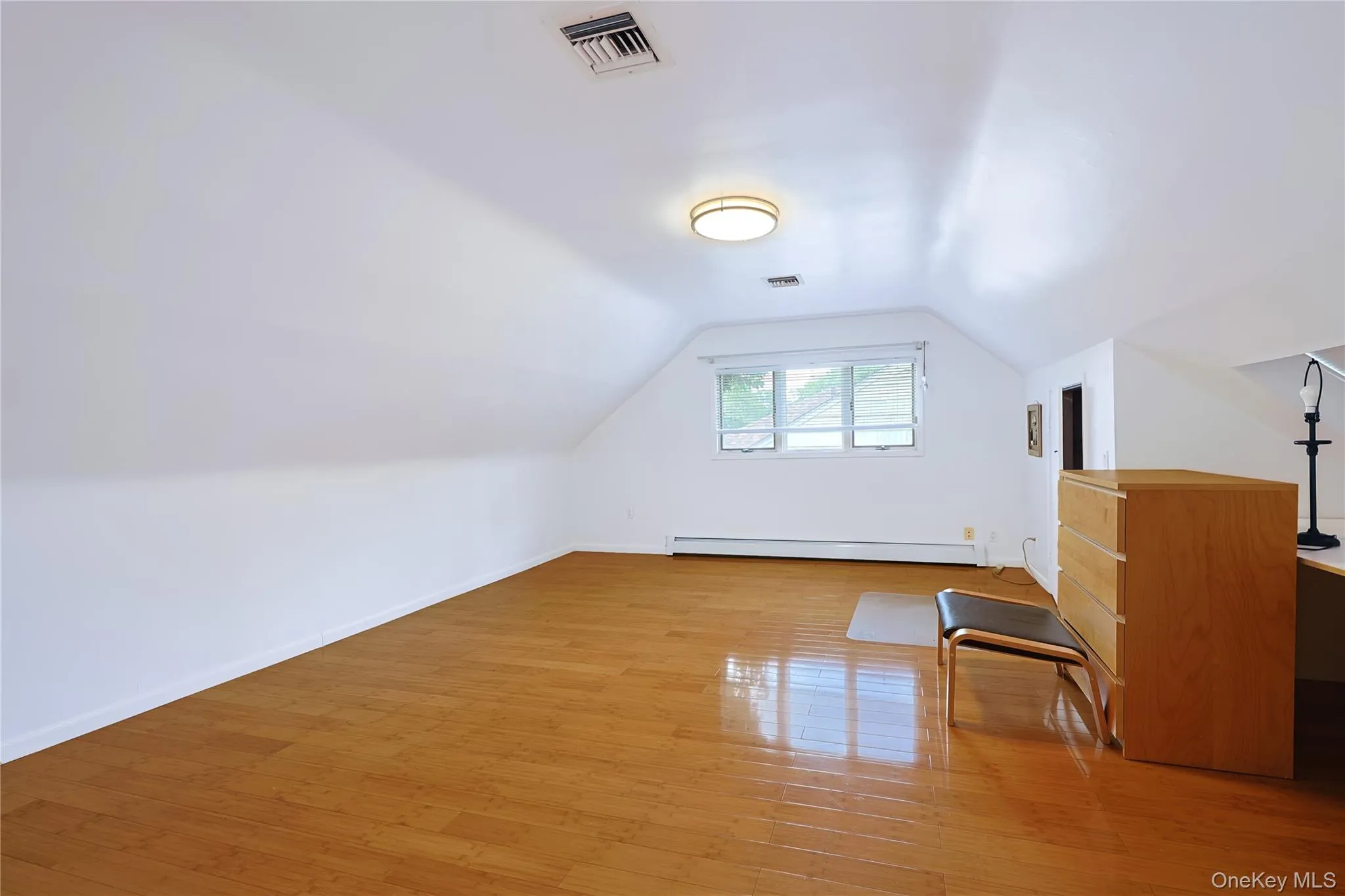 9 Talbot Drive, North Hempstead, NY, 6 Bedrooms Bedrooms, 9 Rooms Rooms,4 BathroomsBathrooms,Residential,For Rent,Talbot,0,1038093 9 Talbot Drive, North Hempstead, NY, 6 Bedrooms Bedrooms, 9 Rooms Rooms,4 BathroomsBathrooms,Residential,For Rent,Talbot,0,1038093
