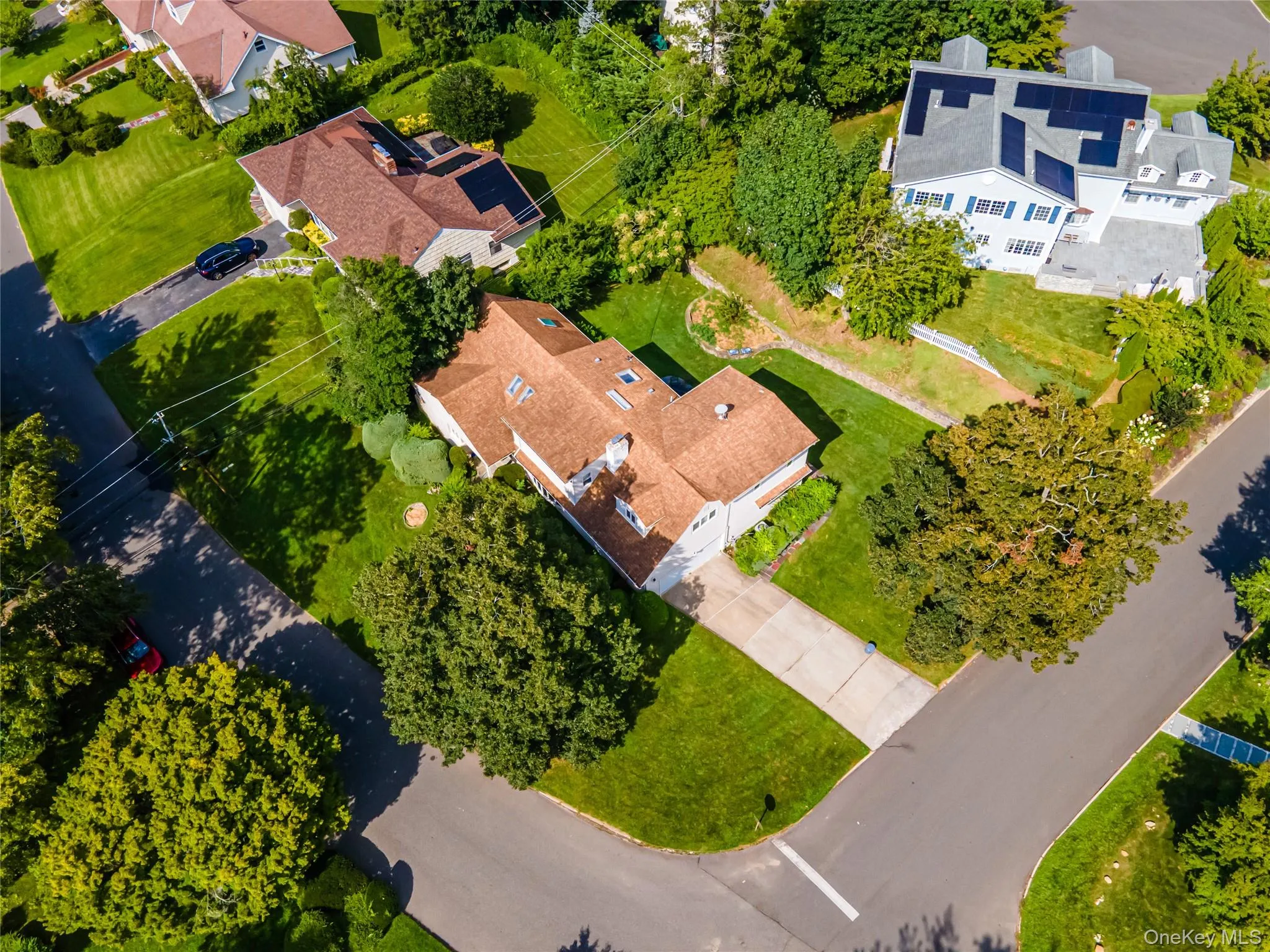 9 Talbot Drive, North Hempstead, NY, 6 Bedrooms Bedrooms, 9 Rooms Rooms,4 BathroomsBathrooms,Residential,For Rent,Talbot,0,1038093 9 Talbot Drive, North Hempstead, NY, 6 Bedrooms Bedrooms, 9 Rooms Rooms,4 BathroomsBathrooms,Residential,For Rent,Talbot,0,1038093