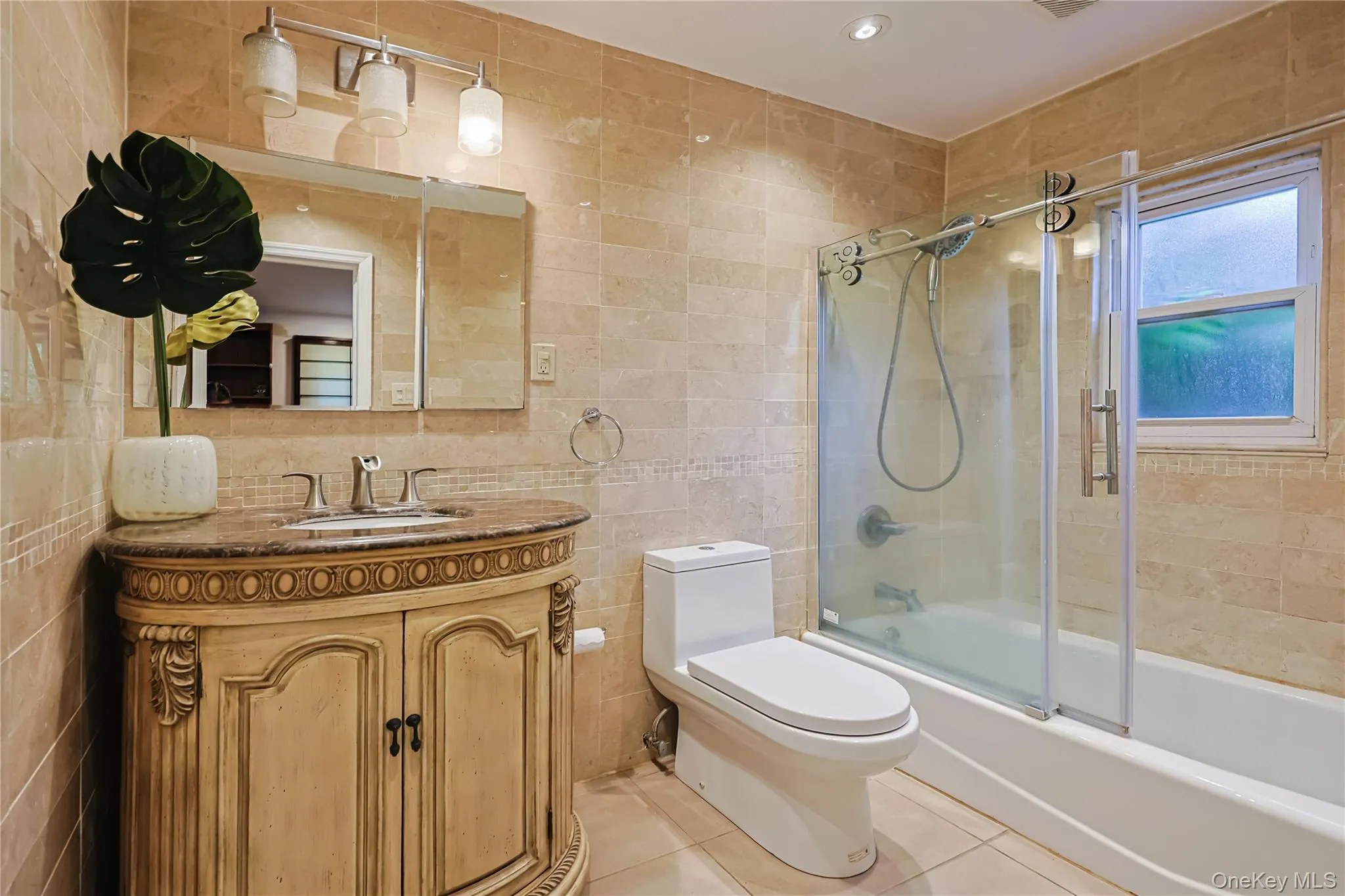 9 Talbot Drive, North Hempstead, NY, 6 Bedrooms Bedrooms, 9 Rooms Rooms,4 BathroomsBathrooms,Residential,For Rent,Talbot,0,1038093 9 Talbot Drive, North Hempstead, NY, 6 Bedrooms Bedrooms, 9 Rooms Rooms,4 BathroomsBathrooms,Residential,For Rent,Talbot,0,1038093