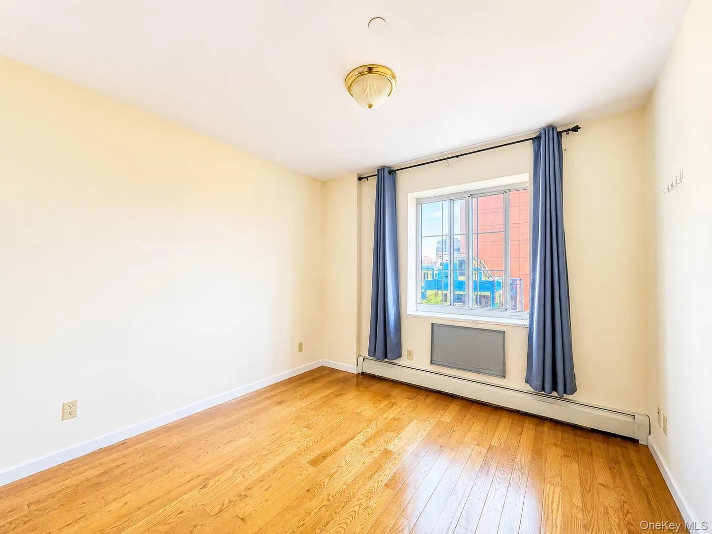 3506 Leavitt Street, New York, NY, 2 Bedrooms Bedrooms, 5 Rooms Rooms,2 BathroomsBathrooms,Residential Lease,For Rent,Leavitt,0,1038094 3506 Leavitt Street, New York, NY, 2 Bedrooms Bedrooms, 5 Rooms Rooms,2 BathroomsBathrooms,Residential Lease,For Rent,Leavitt,0,1038094