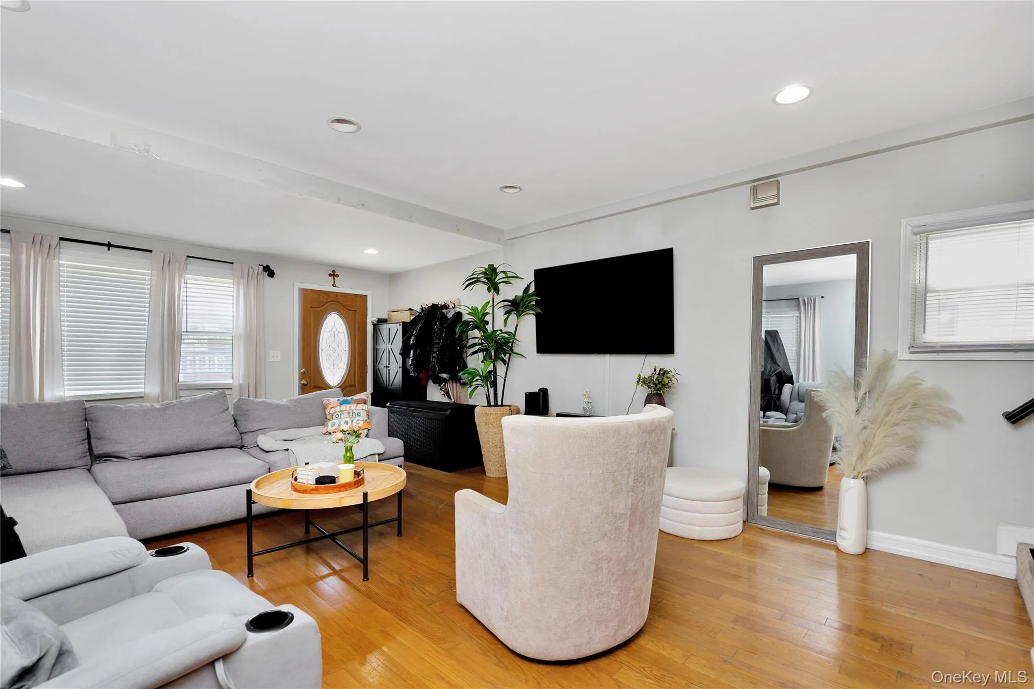12311 115th Avenue, New York, NY, 3 Bedrooms Bedrooms, 8 Rooms Rooms,2 BathroomsBathrooms,Residential,For Rent,115th,0,1038096 12311 115th Avenue, New York, NY, 3 Bedrooms Bedrooms, 8 Rooms Rooms,2 BathroomsBathrooms,Residential,For Rent,115th,0,1038096