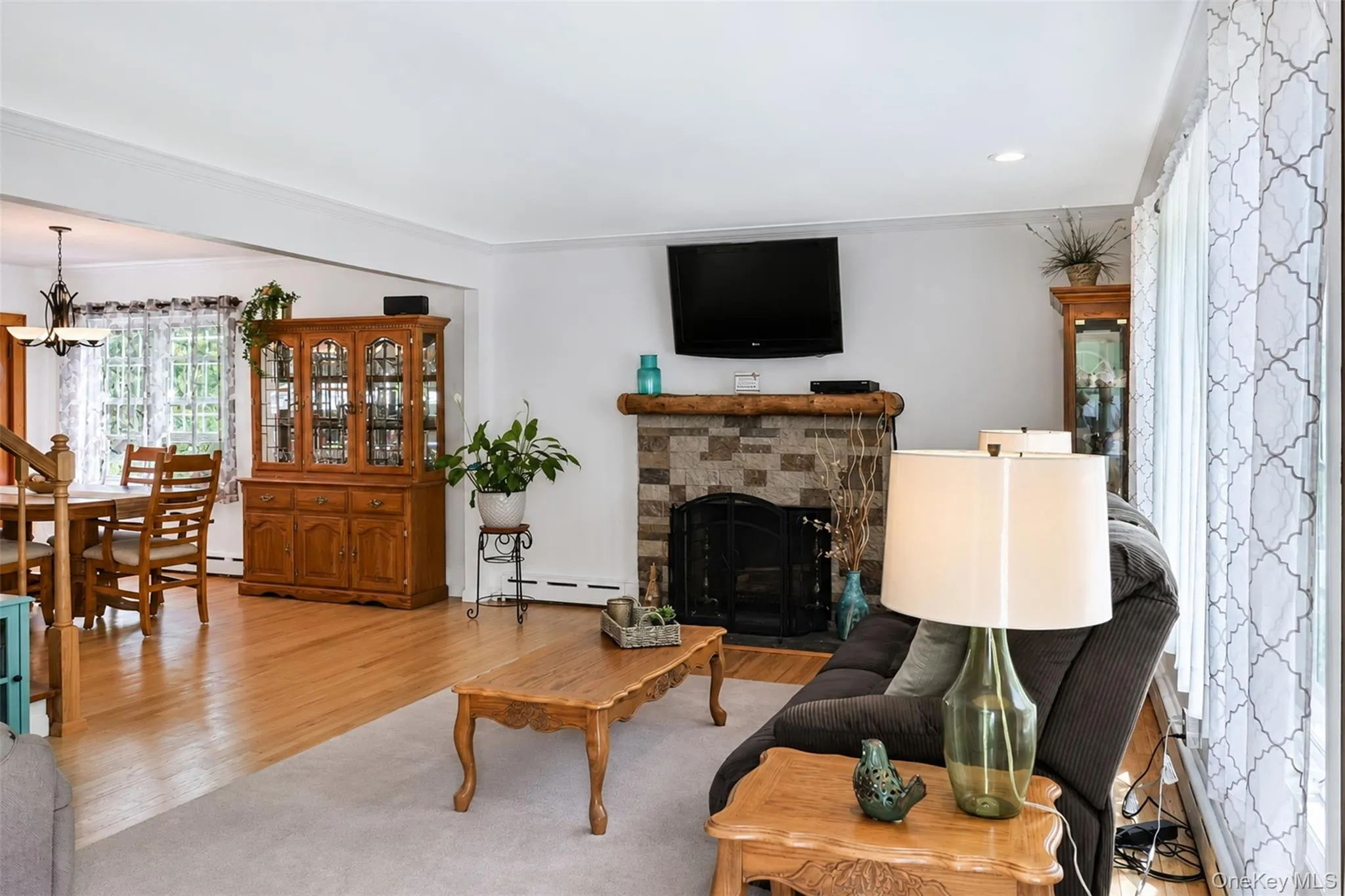 49 Regent Street, Brookhaven, NY, 3 Bedrooms Bedrooms, 8 Rooms Rooms,1 BathroomBathrooms,Residential,For Rent,Regent,0,1038098 49 Regent Street, Brookhaven, NY, 3 Bedrooms Bedrooms, 8 Rooms Rooms,1 BathroomBathrooms,Residential,For Rent,Regent,0,1038098