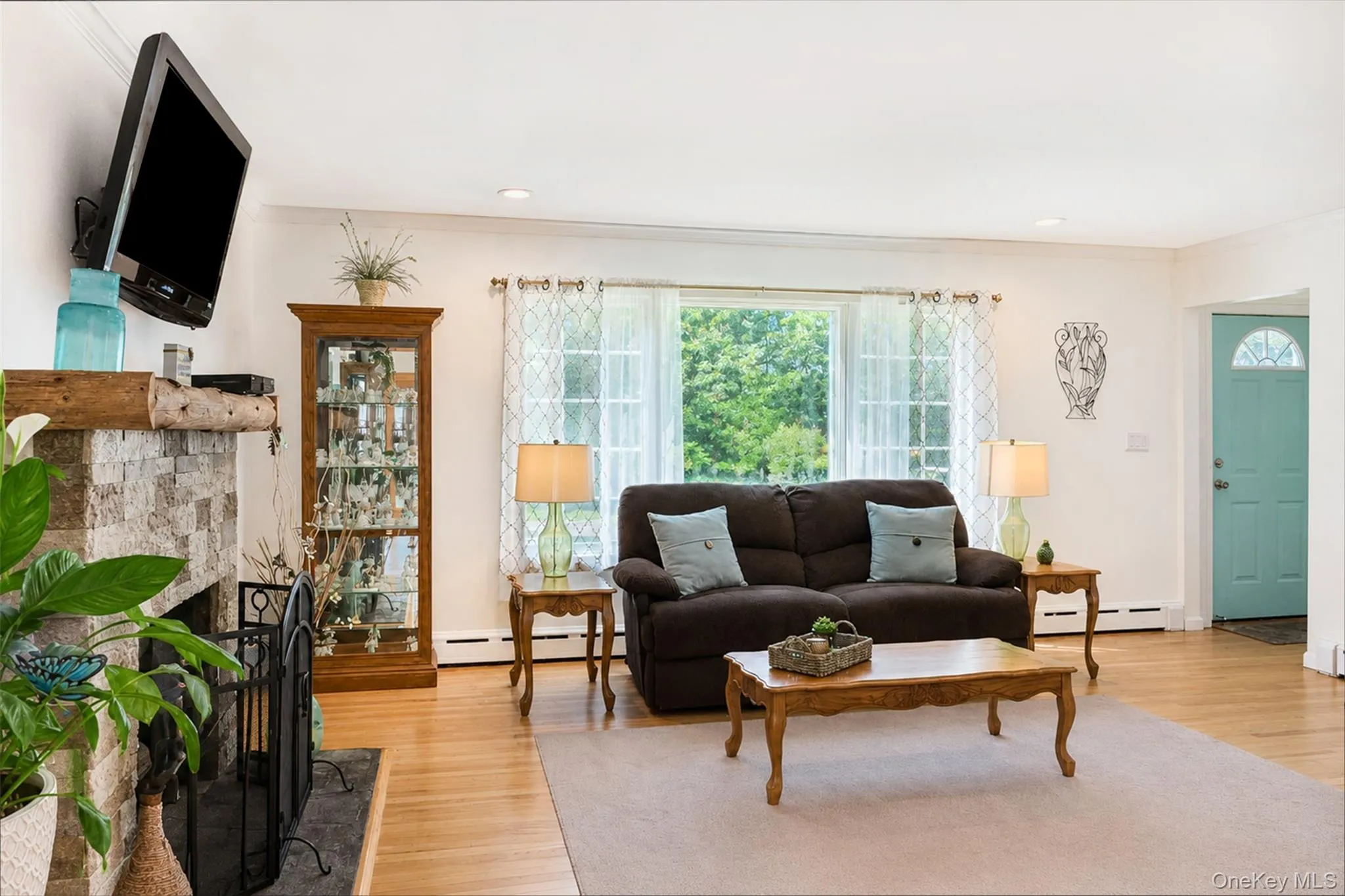 49 Regent Street, Brookhaven, NY, 3 Bedrooms Bedrooms, 8 Rooms Rooms,1 BathroomBathrooms,Residential,For Rent,Regent,0,1038098 49 Regent Street, Brookhaven, NY, 3 Bedrooms Bedrooms, 8 Rooms Rooms,1 BathroomBathrooms,Residential,For Rent,Regent,0,1038098