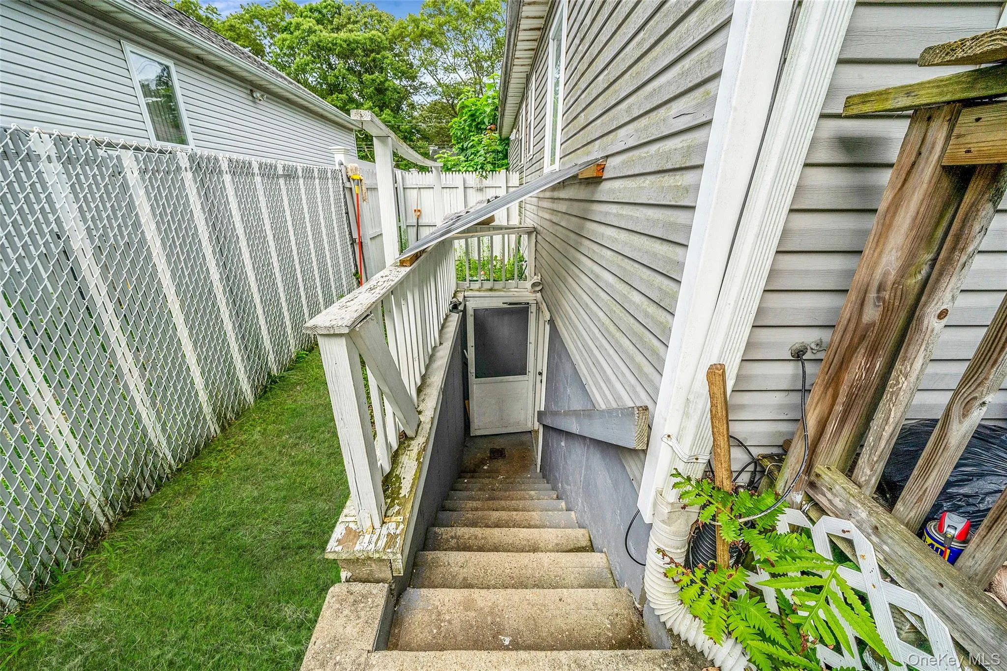 413 Glen Drive, Brookhaven, NY, 5 Bedrooms Bedrooms, 10 Rooms Rooms,3 BathroomsBathrooms,Residential,For Rent,Glen,0,1038100 413 Glen Drive, Brookhaven, NY, 5 Bedrooms Bedrooms, 10 Rooms Rooms,3 BathroomsBathrooms,Residential,For Rent,Glen,0,1038100